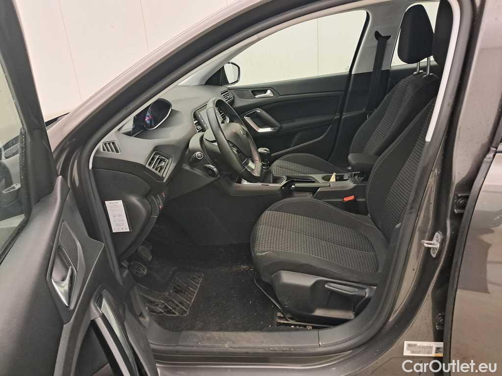 Peugeot  308 Active Pack 1.2 PureTech S&S 110pk/cv 5p Manual Petrol  9 #11
