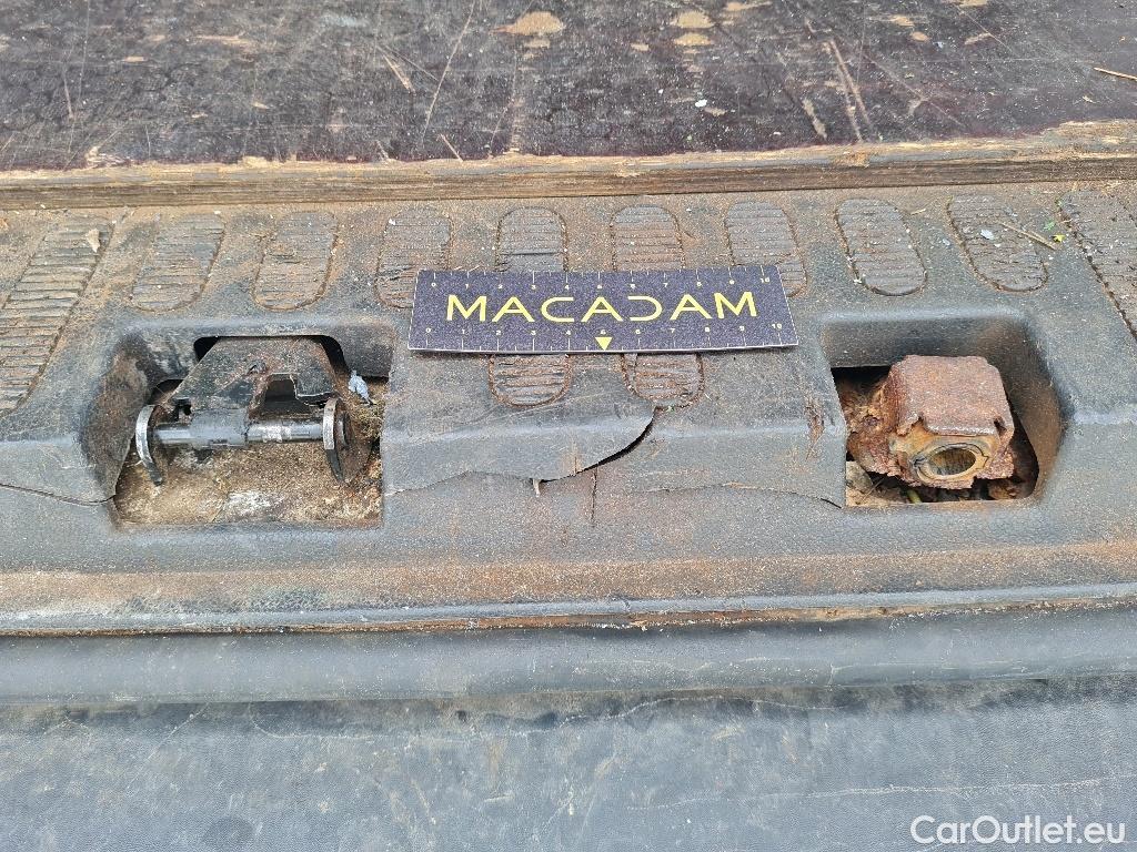 Renault  Master Grand Confort L2H2 3.5T 2.3dCi 130pk/cv Manual Diesel  1 #46