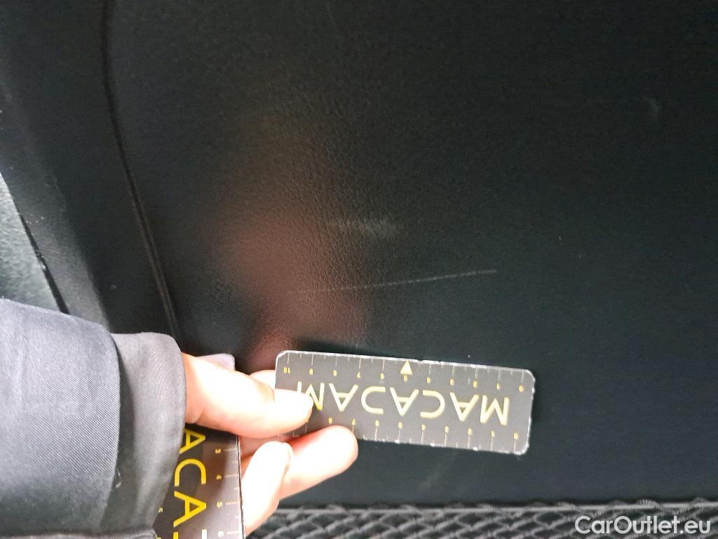 Mercedes  A-Klasse A180d Launch Edition Edition 1 1.5d 116pk/cv 5p 7G-DCT Automatic Diesel  2 #25