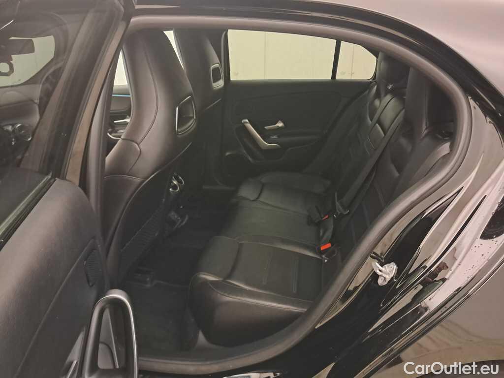 Mercedes  A-Klasse A180d Launch Edition Edition 1 1.5d 116pk/cv 5p 7G-DCT Automatic Diesel  2 #14