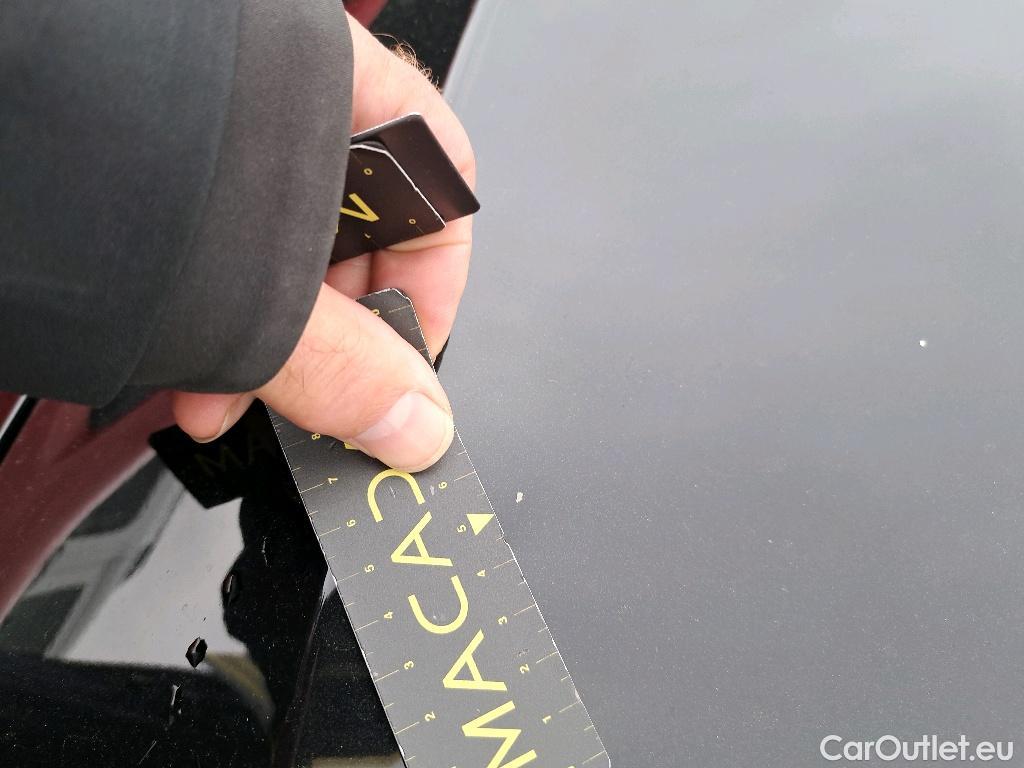 Mercedes  A-Klasse A180d Launch Edition Edition 1 1.5d 116pk/cv 5p 7G-DCT Automatic Diesel  2 #31