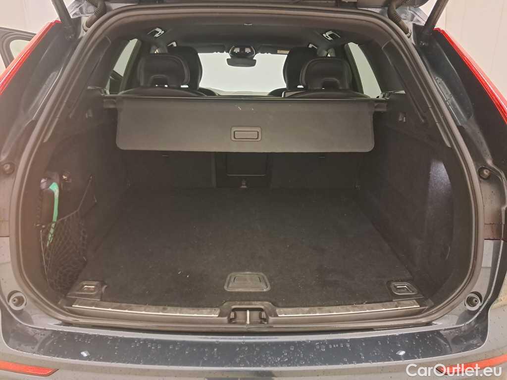 Volvo  XC60 R-Design 2.0d B4 197pk/cv 5p Geartronic Automatic Diesel  14 #18