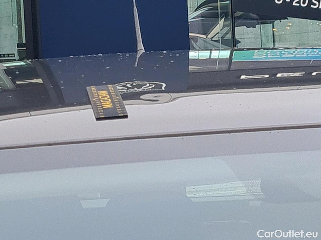 Peugeot  308 Active Pack 1.2 PureTech S&S 110pk/cv 5p Manual Petrol  9 #40