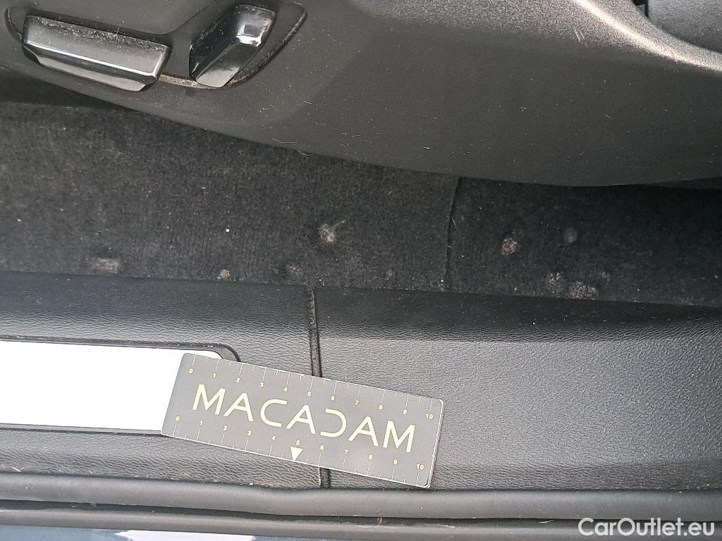 Volvo  XC60 R-Design 2.0d B4 197pk/cv 5p Geartronic Automatic Diesel  14 #23