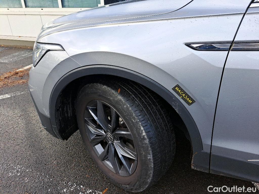 Volkswagen  Tiguan Allspace Life Business 1.5TSi 150pk/cv 5p Manual Petrol  15 #28