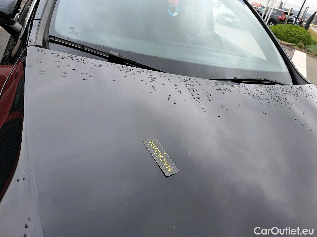 Mercedes  A-Klasse A180d Launch Edition Edition 1 1.5d 116pk/cv 5p 7G-DCT Automatic Diesel  2 #30