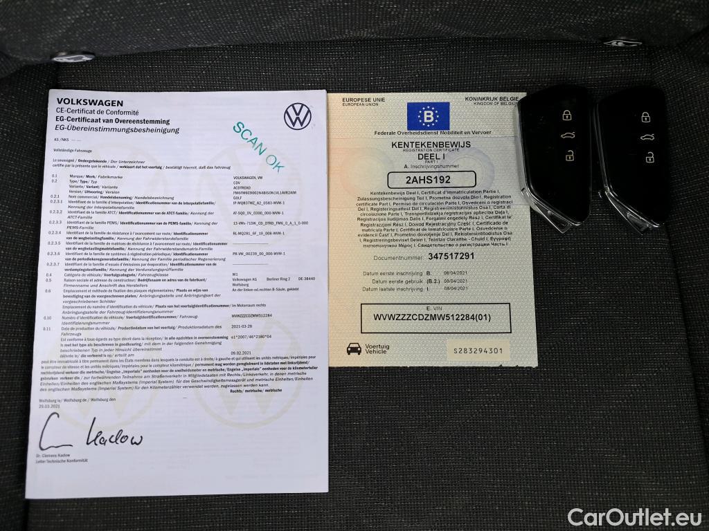 Volkswagen  Golf  VIII Variant Life 2.0TDi 115pk/cv 5p Manual Diesel  6 #5