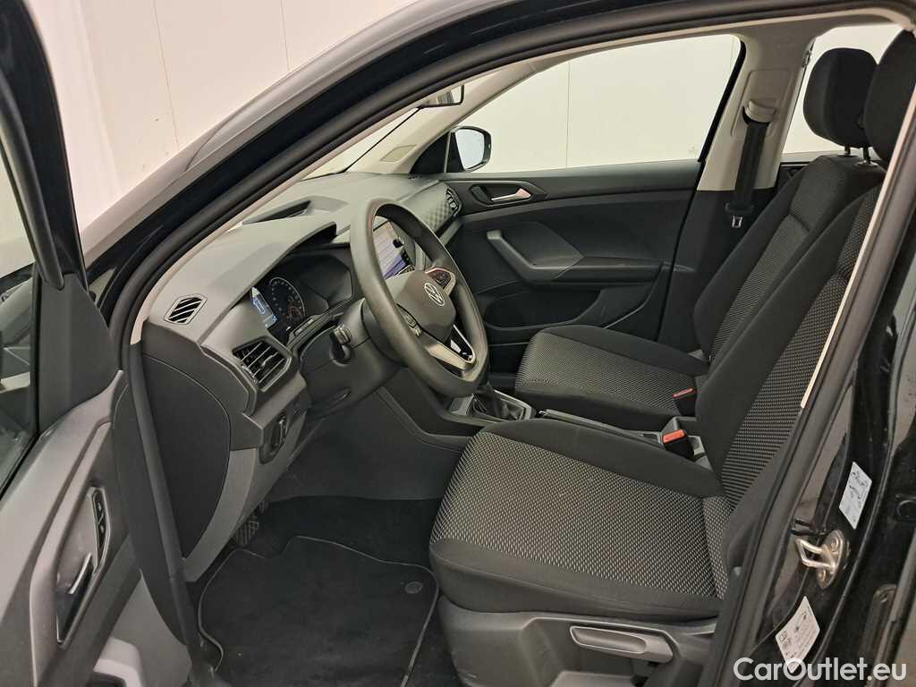 Volkswagen  T-CROSS 1.0TSi 110pk/cv 5p DSG7 Automatic Petrol  7 #11