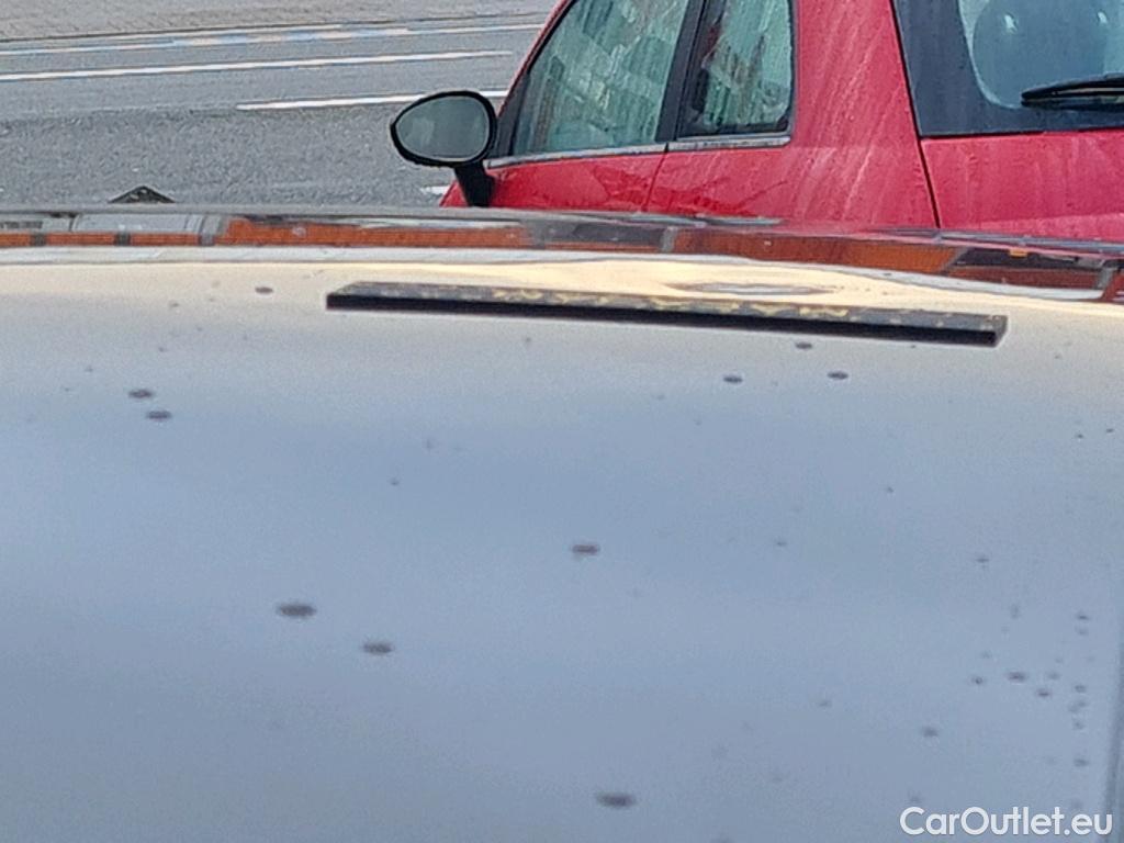 Peugeot  308 Active Pack 1.2 PureTech S&S 110pk/cv 5p Manual Petrol  9 #37