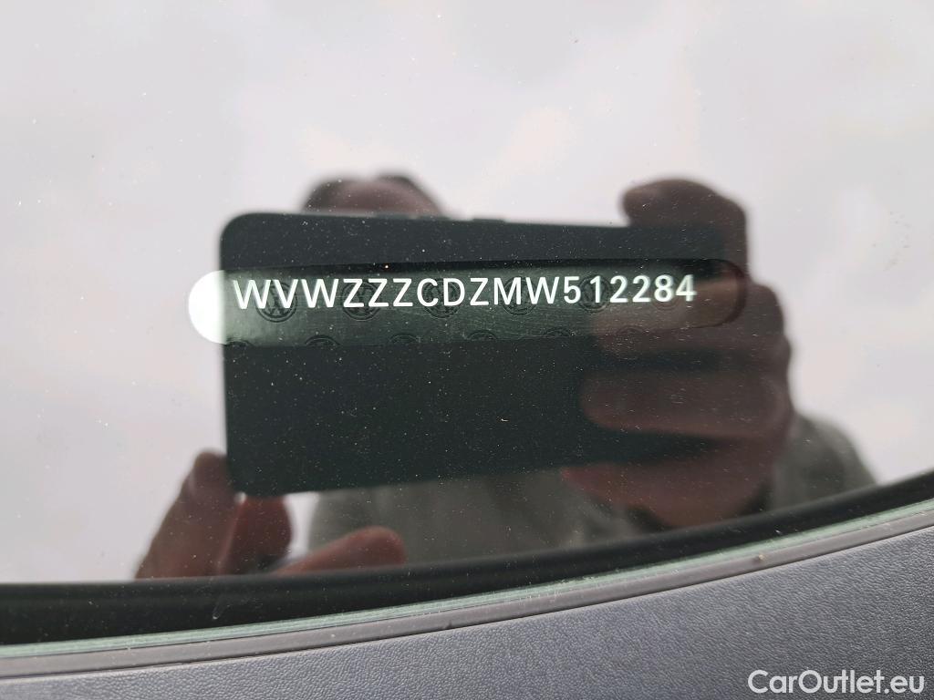 Volkswagen  Golf  VIII Variant Life 2.0TDi 115pk/cv 5p Manual Diesel  6 #4