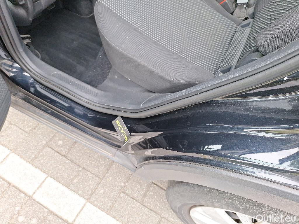 Volkswagen  T-CROSS 1.0TSi 110pk/cv 5p DSG7 Automatic Petrol  7 #35