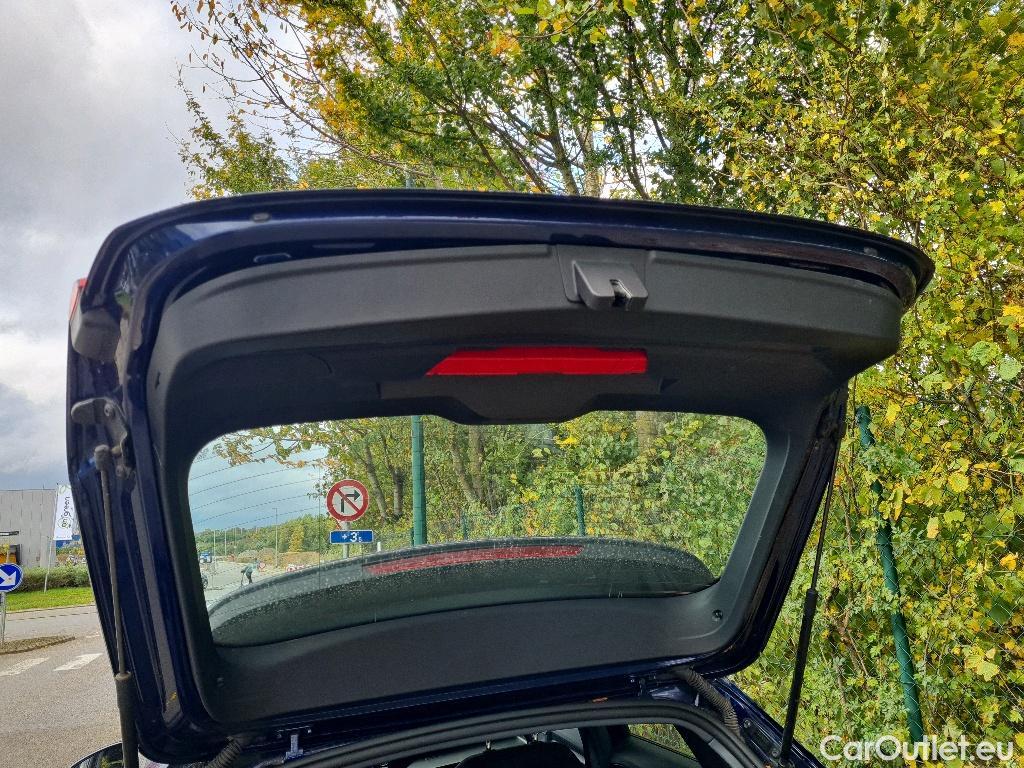 Audi  A3 Sportback 30 2.0TDi 116pk/cv 5p Manual Diesel  5 #35