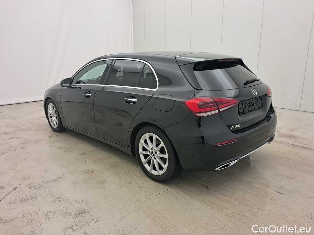 Mercedes  A-Klasse A180d Launch Edition Edition 1 1.5d 116pk/cv 5p 7G-DCT Automatic Diesel  2 #9