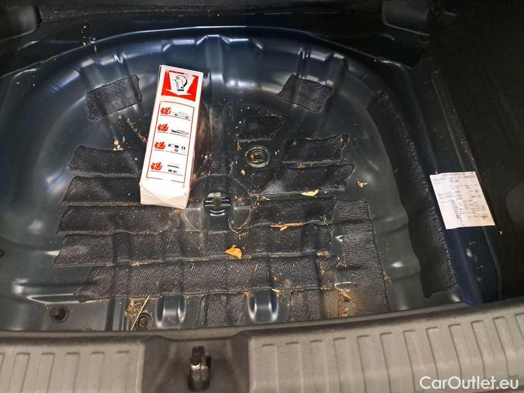 Audi  A3 Sportback 30 2.0TDi 116pk/cv 5p Manual Diesel  5 #17