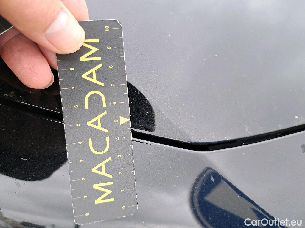 Mercedes  A-Klasse A180d Launch Edition Edition 1 1.5d 116pk/cv 5p 7G-DCT Automatic Diesel  2 #29