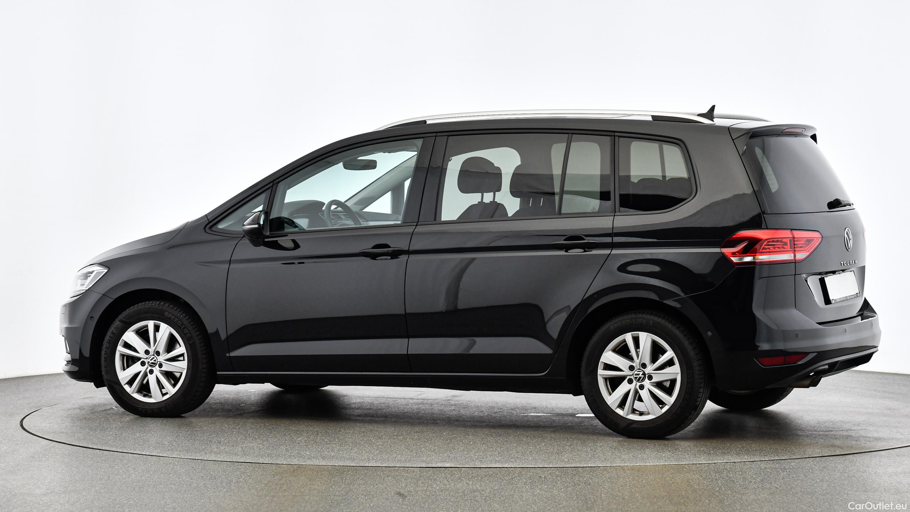 Volkswagen  Touran 2,0 SCR TDI Sky Automatic Diesel  6 #5