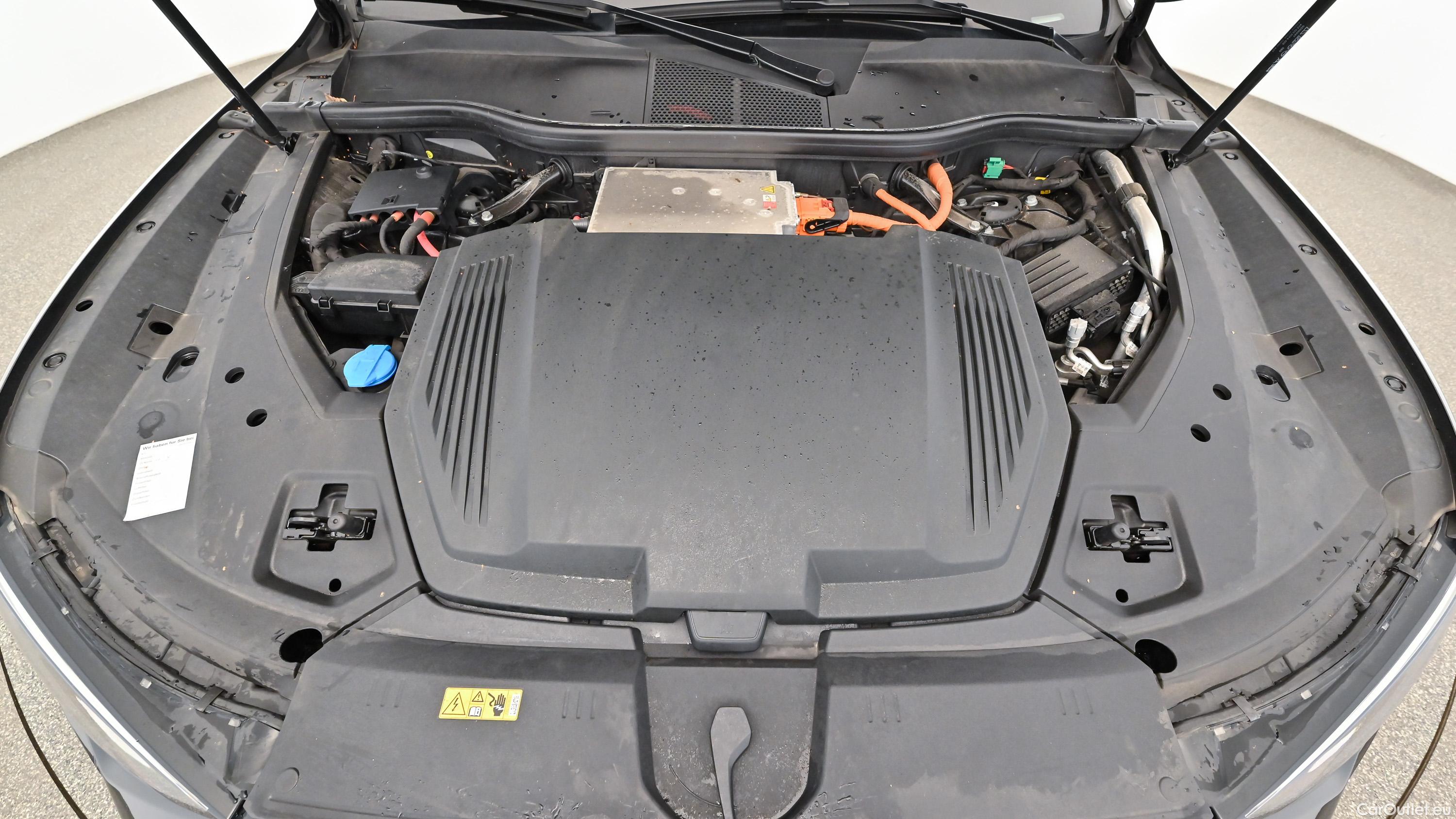 Audi  E-TRON 55 quattro 95kWh Automatic Electric  25 #31