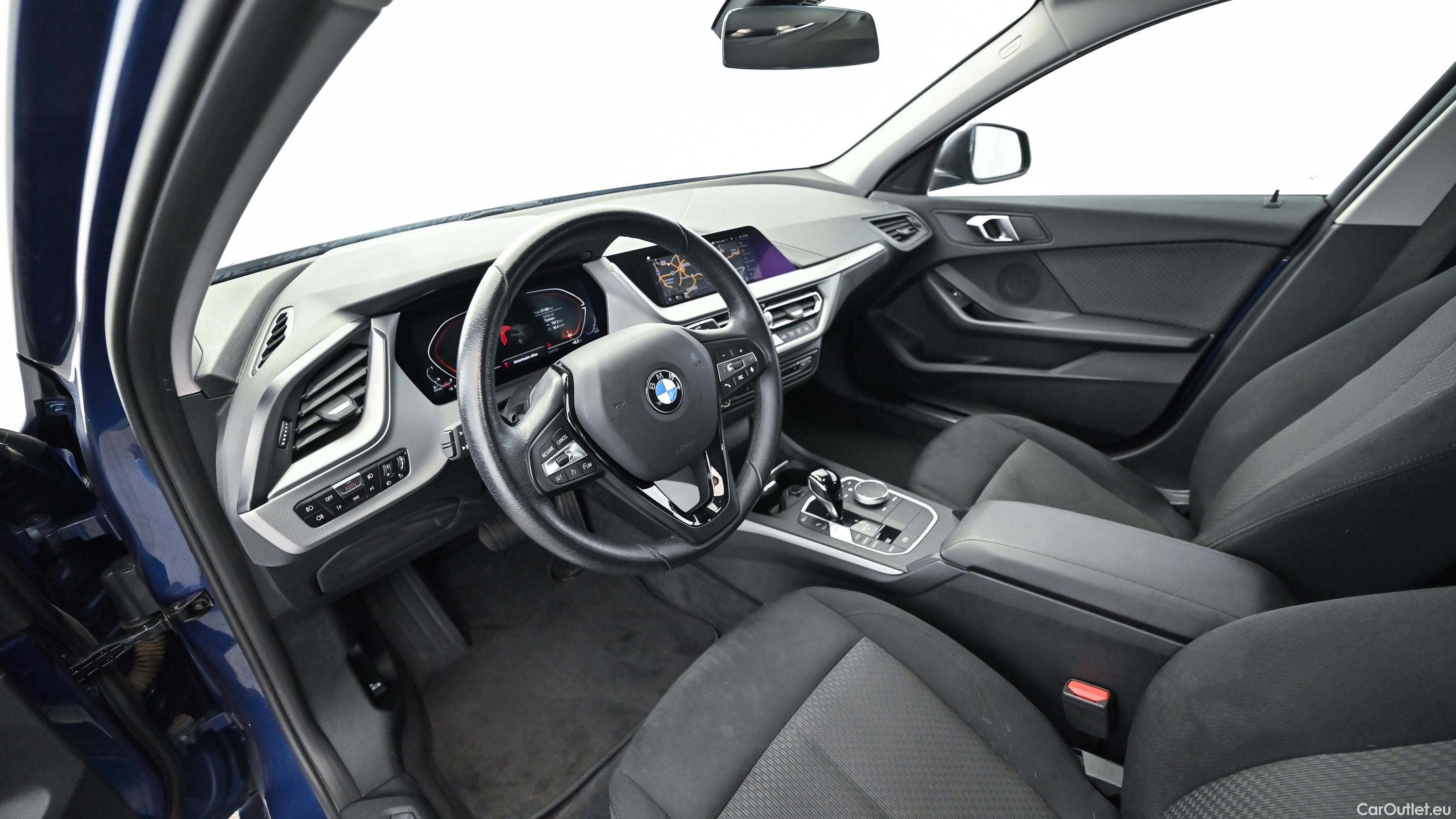 Bmw  Serie 1 Aut. (F40) Advantage Automatic Diesel  18 #25