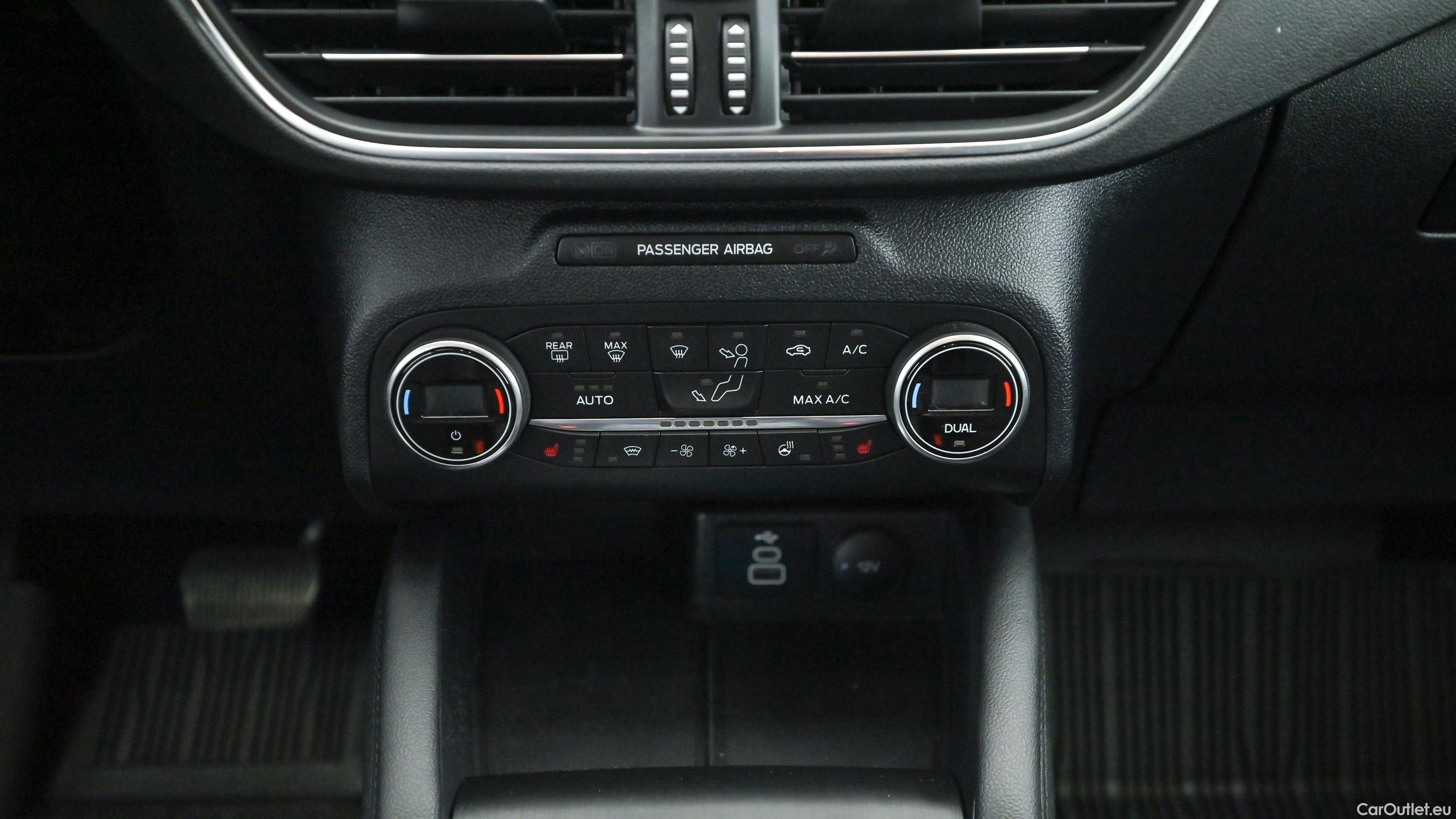 Ford  Kuga 2,5 Duratec FHEV AWD Titanium X Aut Automatic Petrol/Electric  9 #23