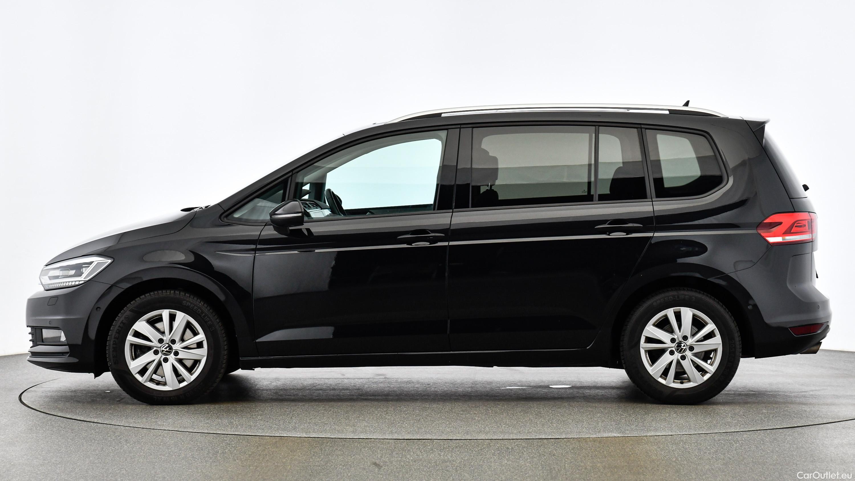 Volkswagen  Touran 2,0 SCR TDI Sky Automatic Diesel  6 #4