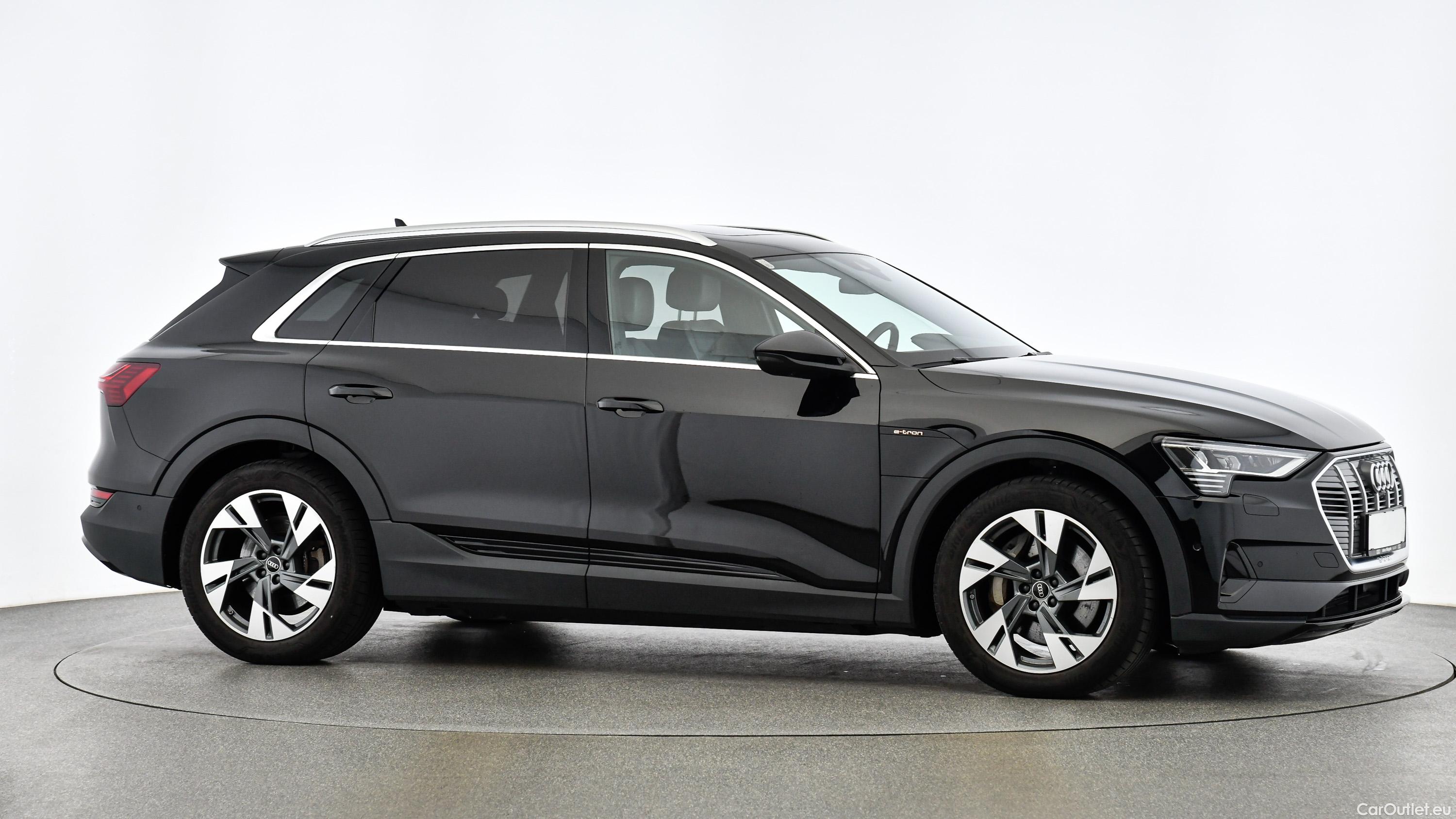 Audi  E-TRON 55 quattro 95kWh Automatic Electric  25 #13