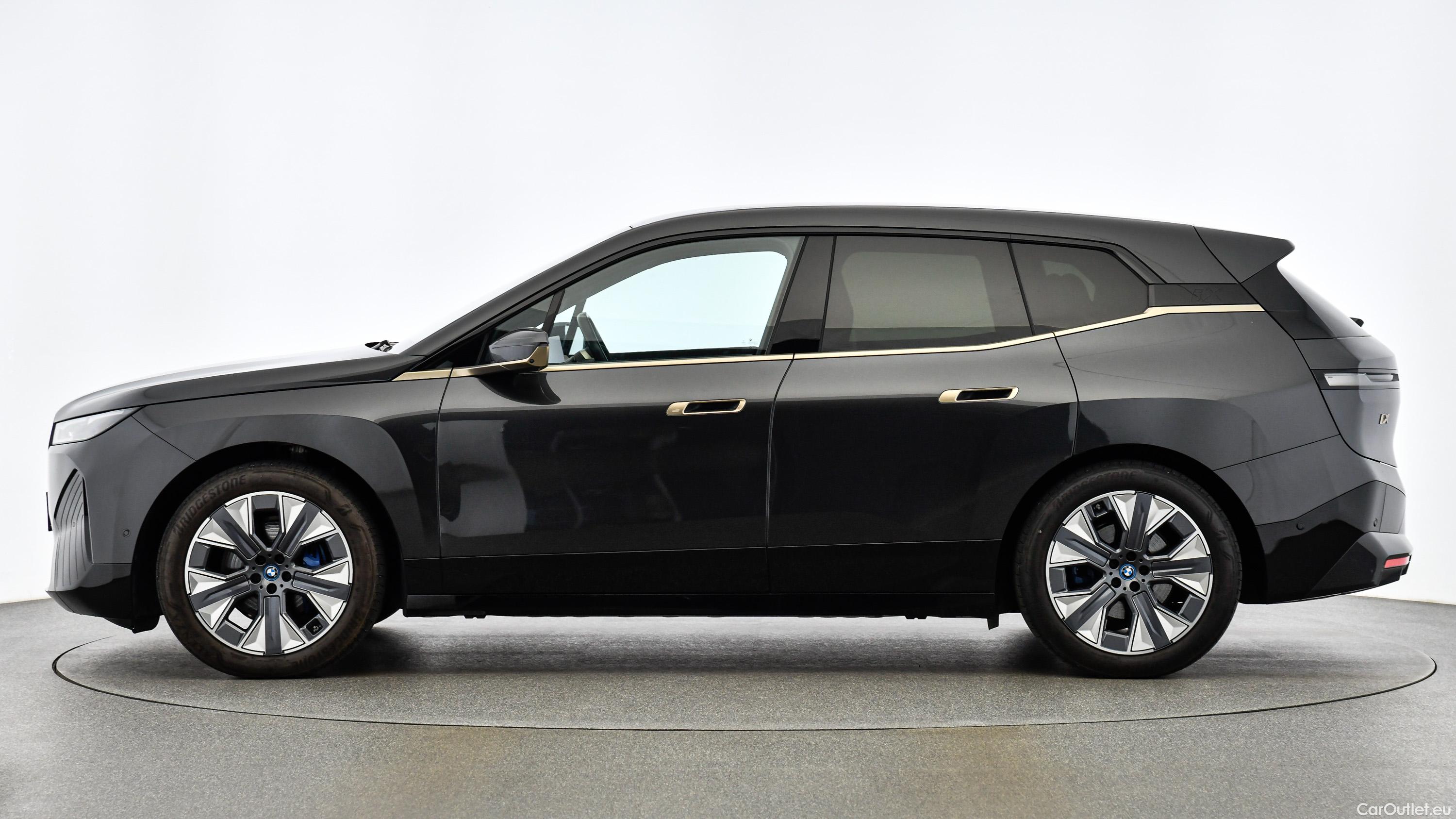 Bmw  iX xDrive40 71kWh (I20) Sportpaket Automatic Electric  4 #4