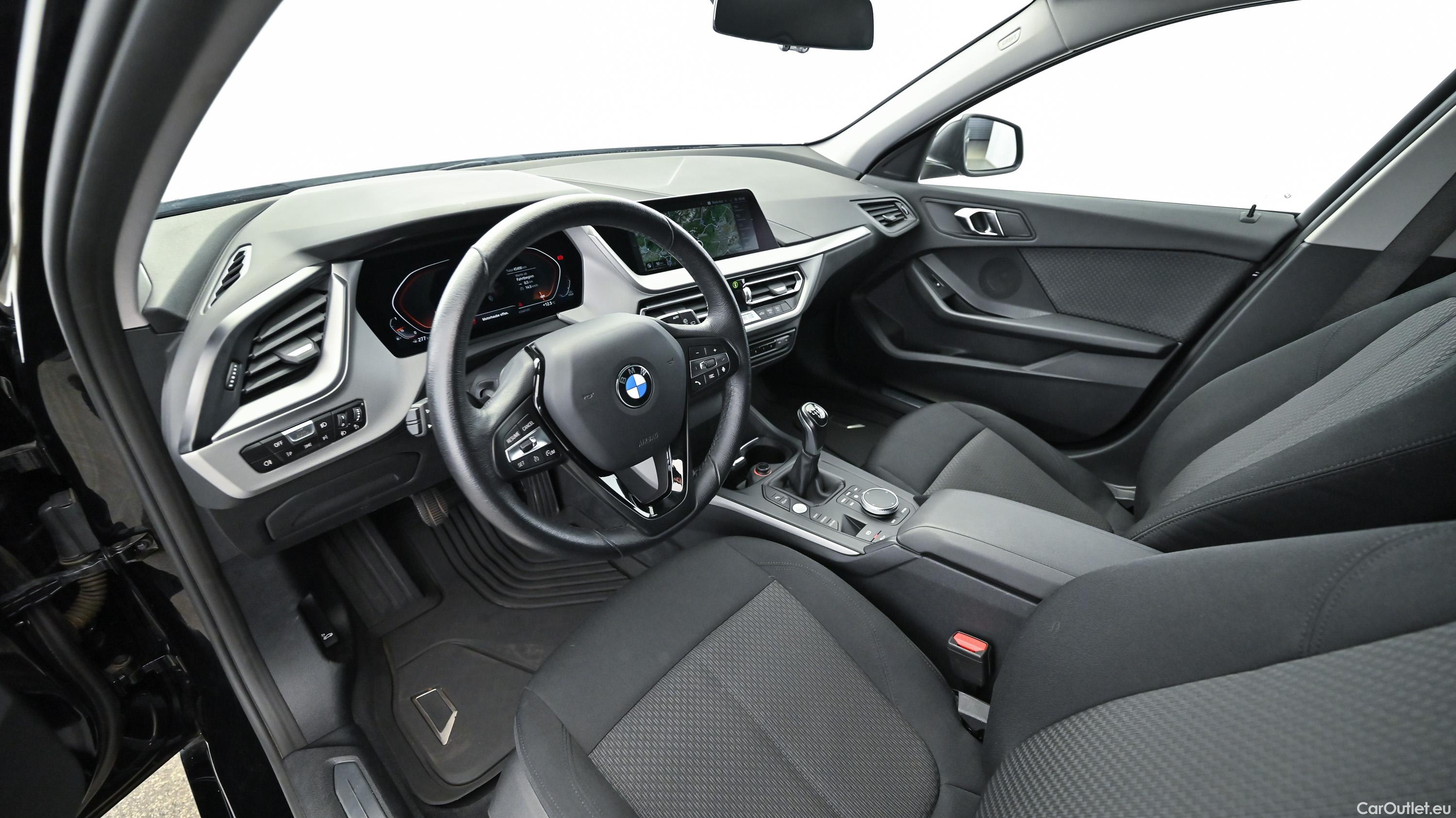 Bmw  Serie 1 (F40) - Manual Petrol  14 #26