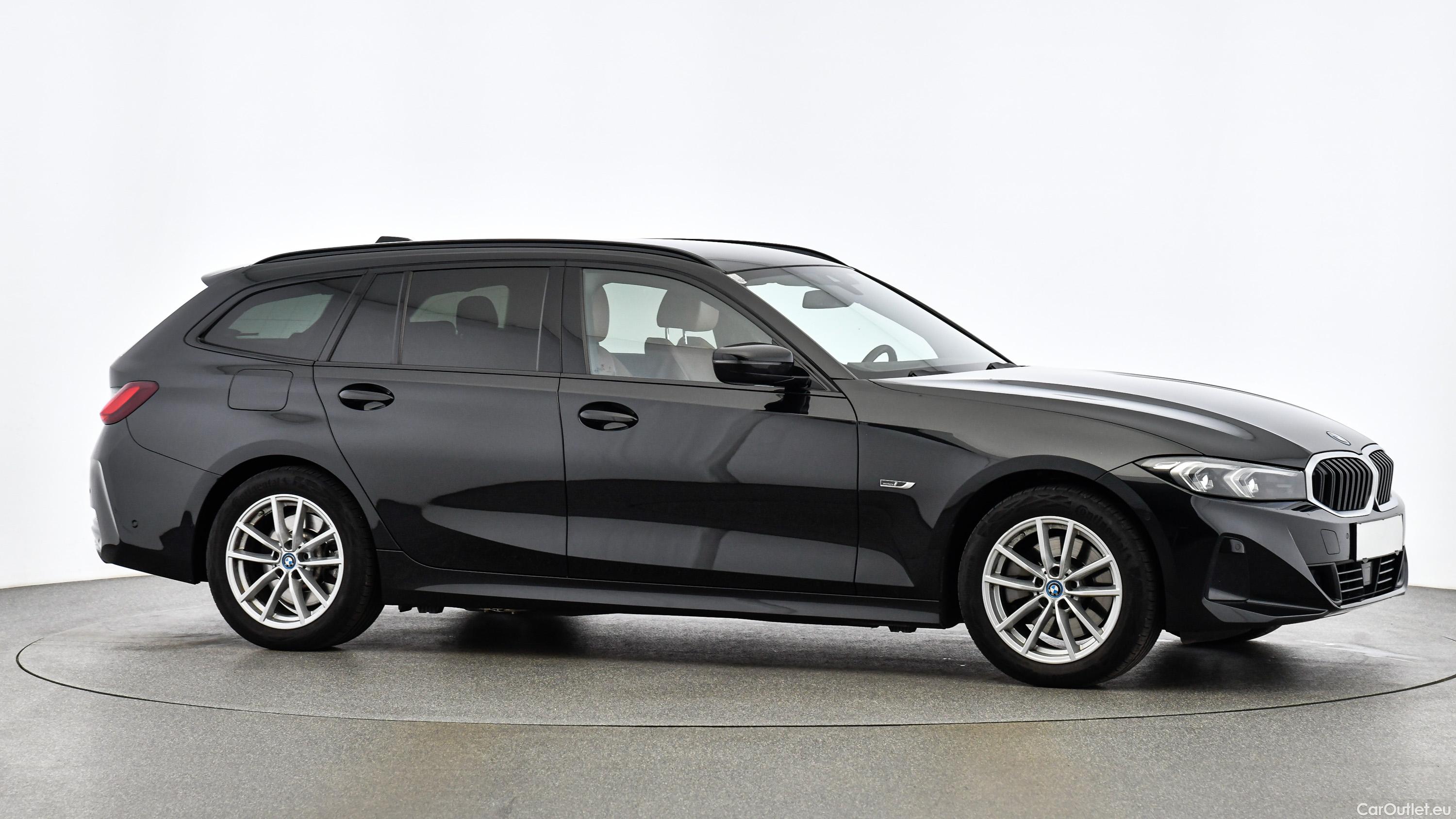 Bmw  Serie 3 PHEV Touring Aut. (G21) - Automatic Petrol/Electric  22 #13