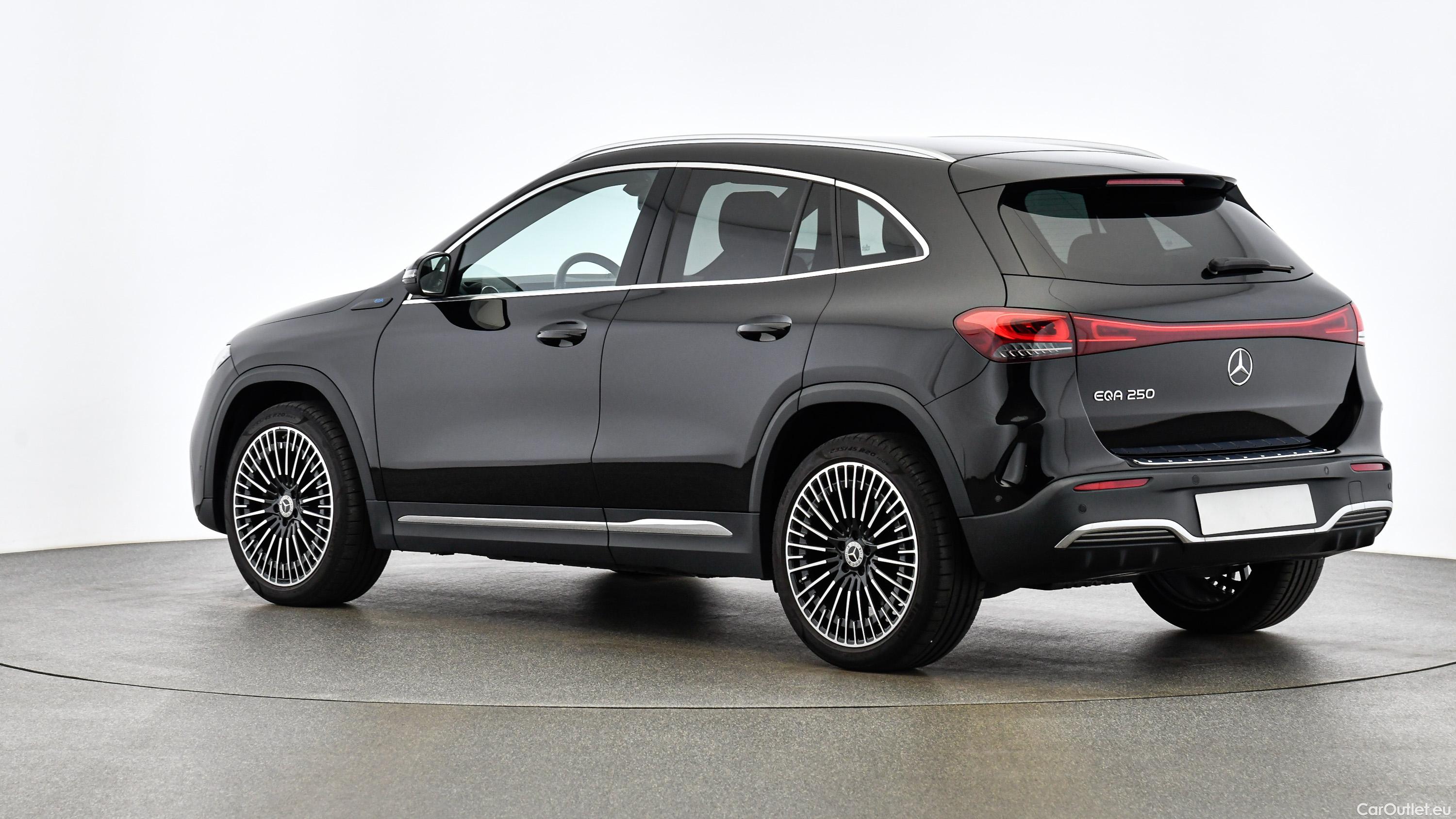 Mercedes  EQA 250 66,5kWh Aut AMG líne Automatic Electric  13 #6