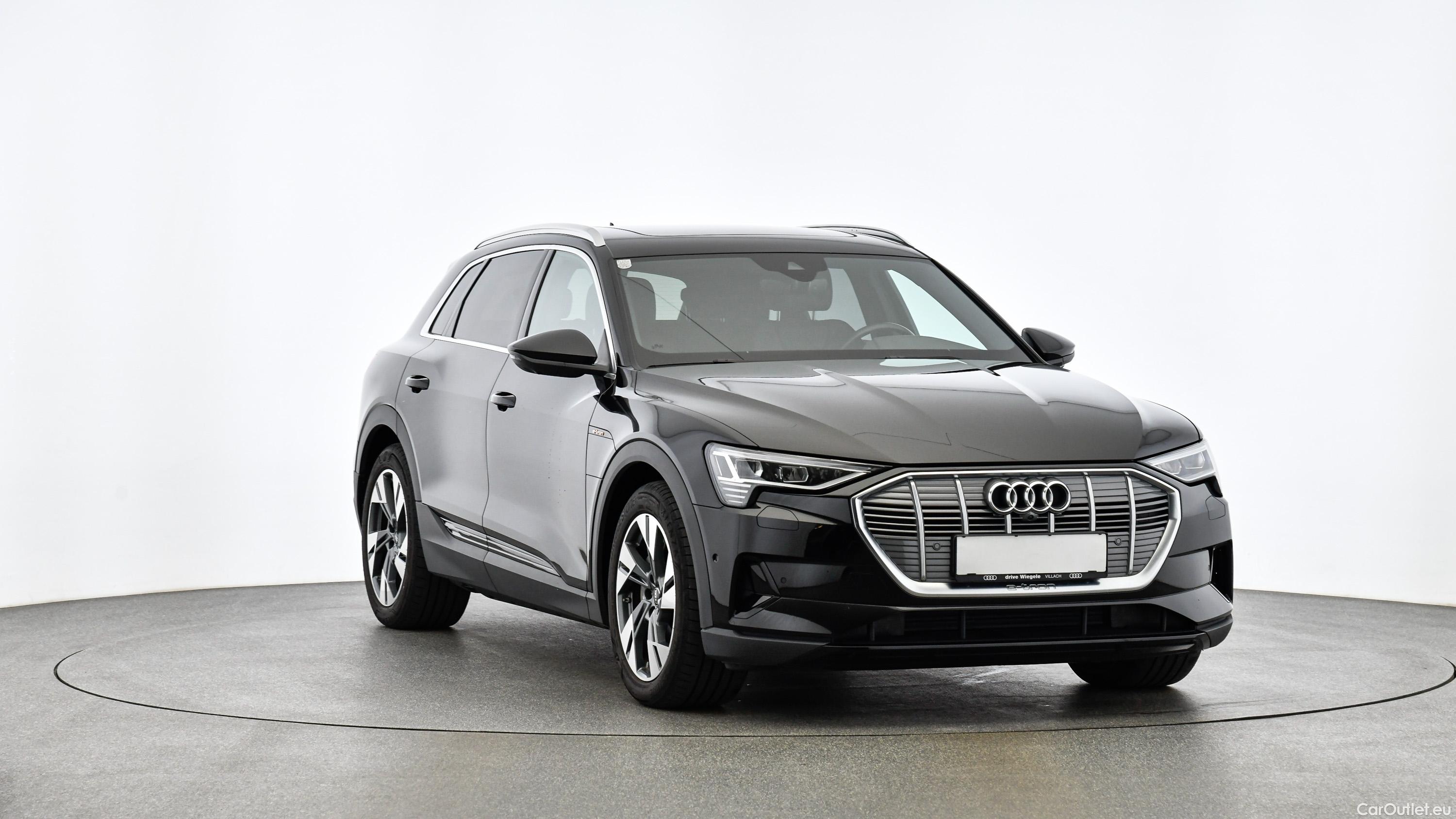 Audi  E-TRON 55 quattro 95kWh Automatic Electric  25 #15