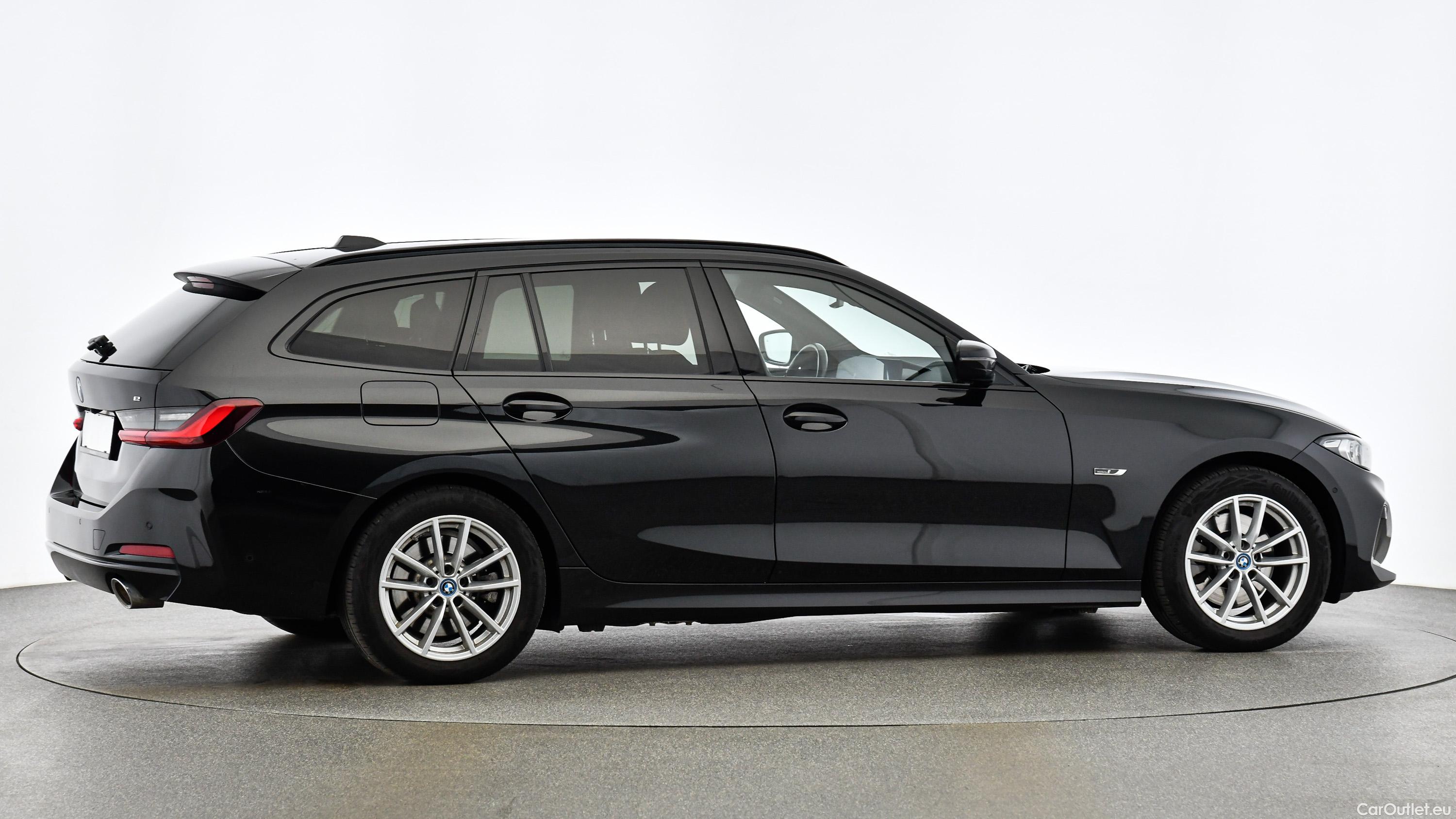 Bmw  Serie 3 PHEV Touring Aut. (G21) - Automatic Petrol/Electric  22 #11