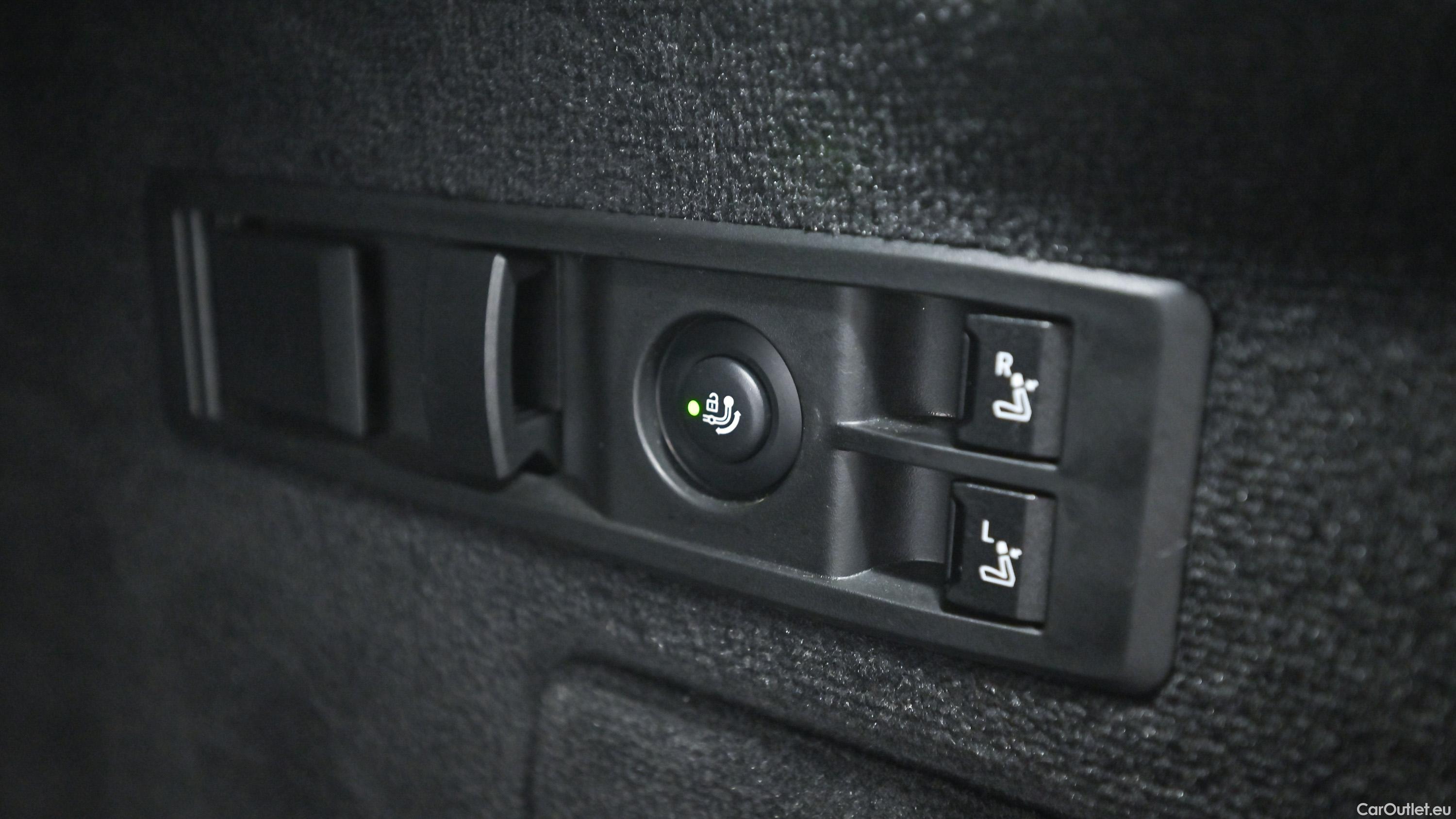 Bmw  iX xDrive40 71kWh (I20) Sportpaket Automatic Electric  4 #18