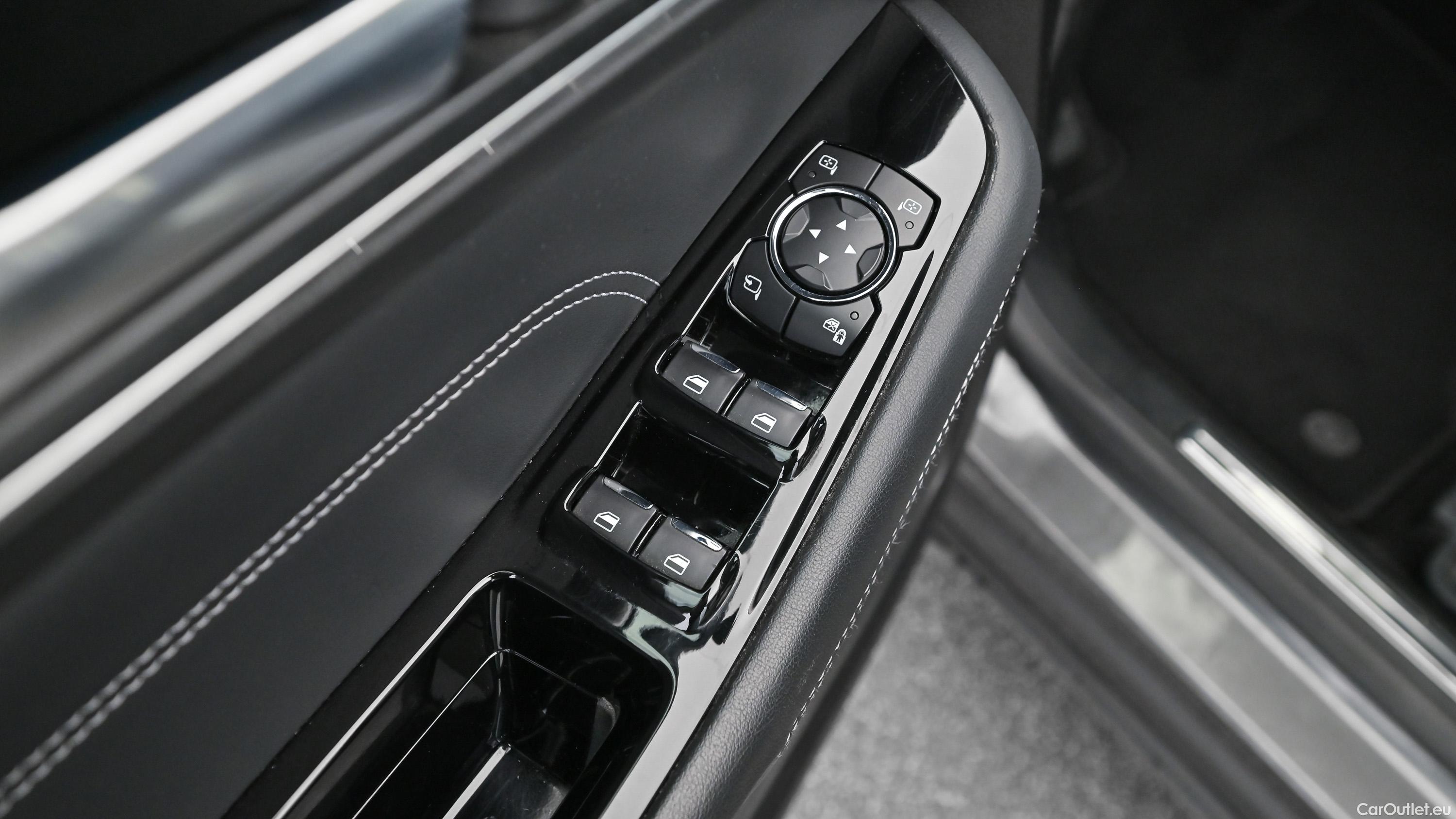 Ford  Galaxy 2,5 Duratec Hybrid Titanium Aut. Automatic Petrol/Electric  23 #25