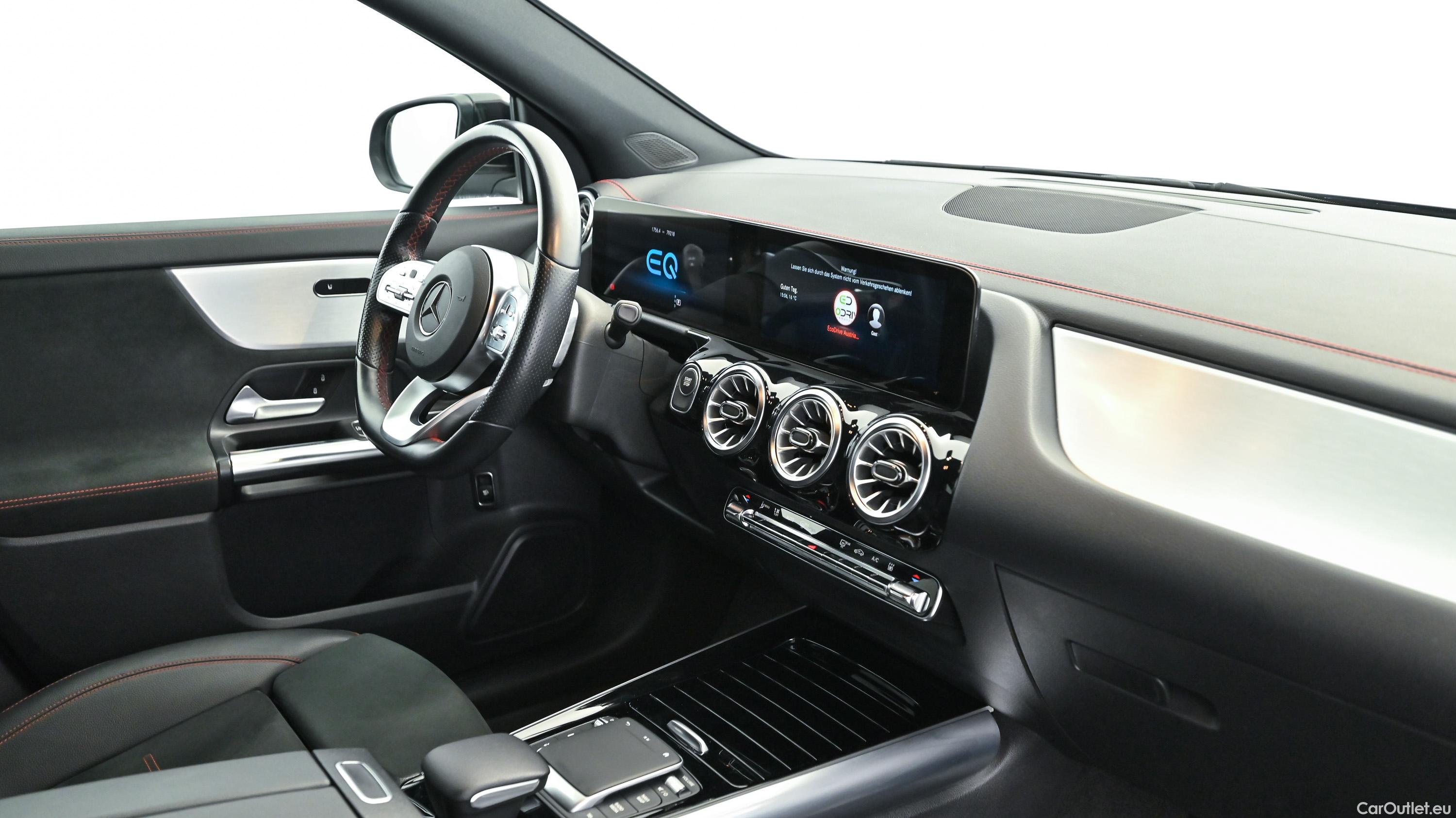 Mercedes  EQA 250 66,5kWh Aut AMG líne Automatic Electric  13 #32