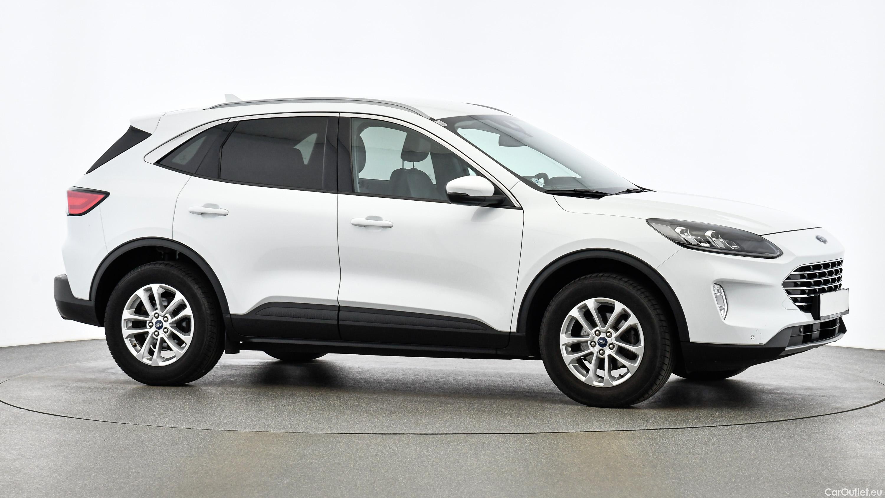 Ford  Kuga 2,5 Duratec FHEV AWD Titanium X Aut Automatic Petrol/Electric  9 #13