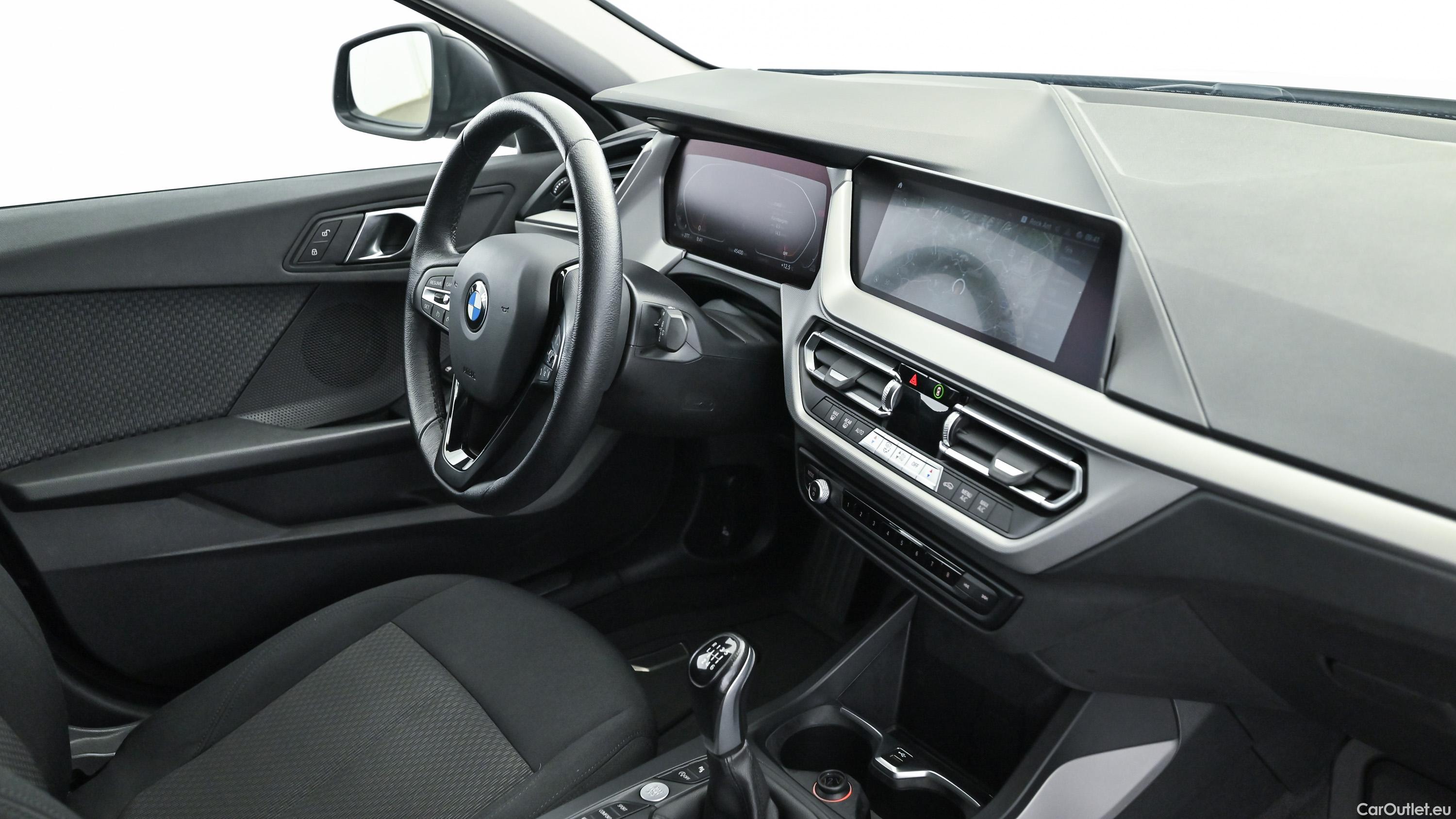 Bmw  Serie 1 (F40) - Manual Petrol  14 #32