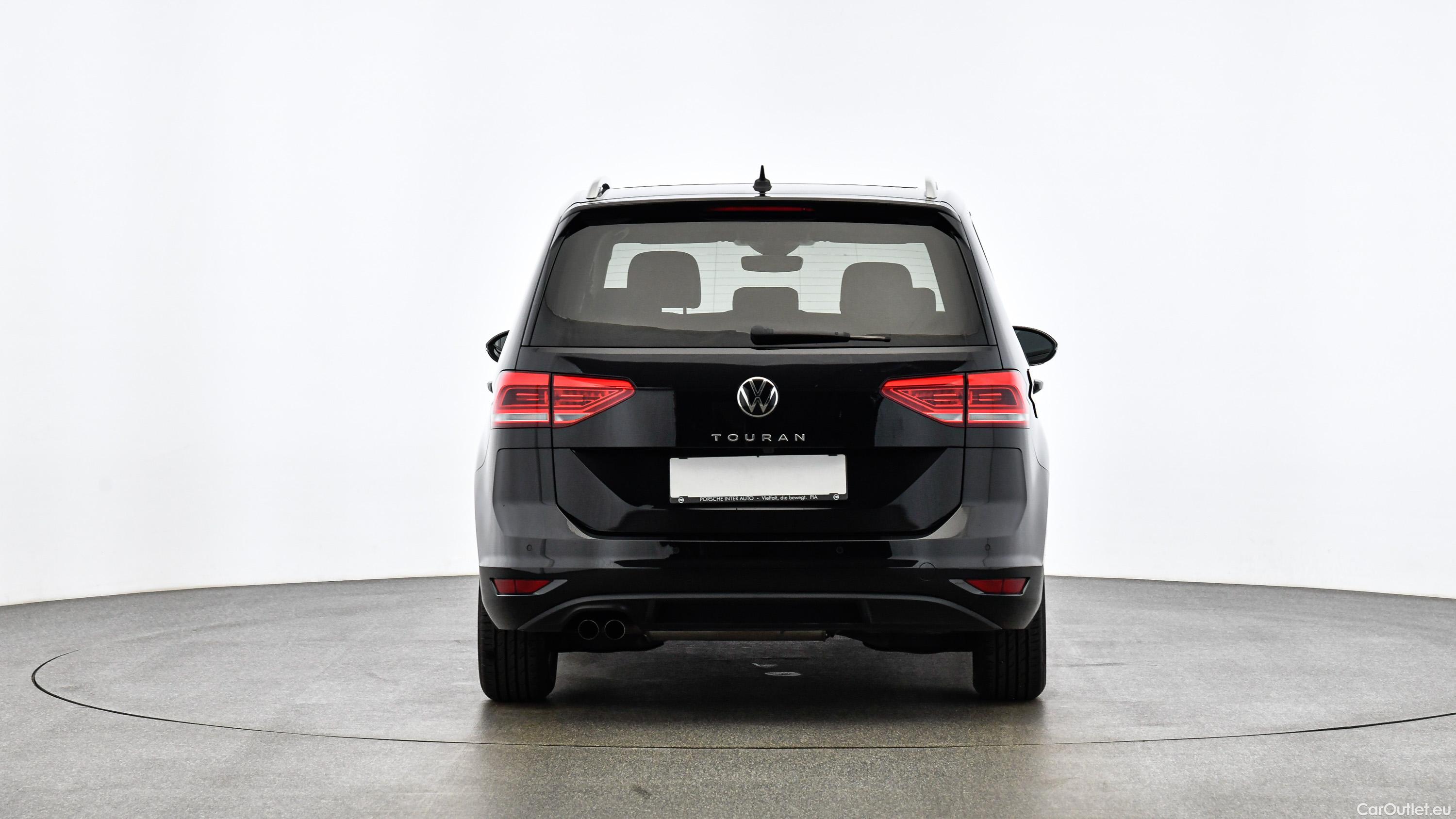 Volkswagen  Touran 2,0 SCR TDI Sky Automatic Diesel  6 #8