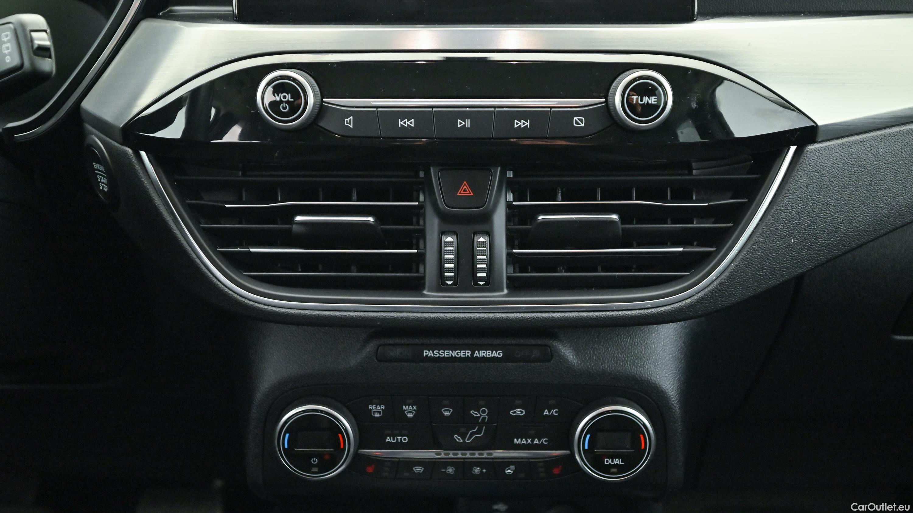 Ford  Kuga 2,5 Duratec FHEV AWD Titanium X Aut Automatic Petrol/Electric  9 #22