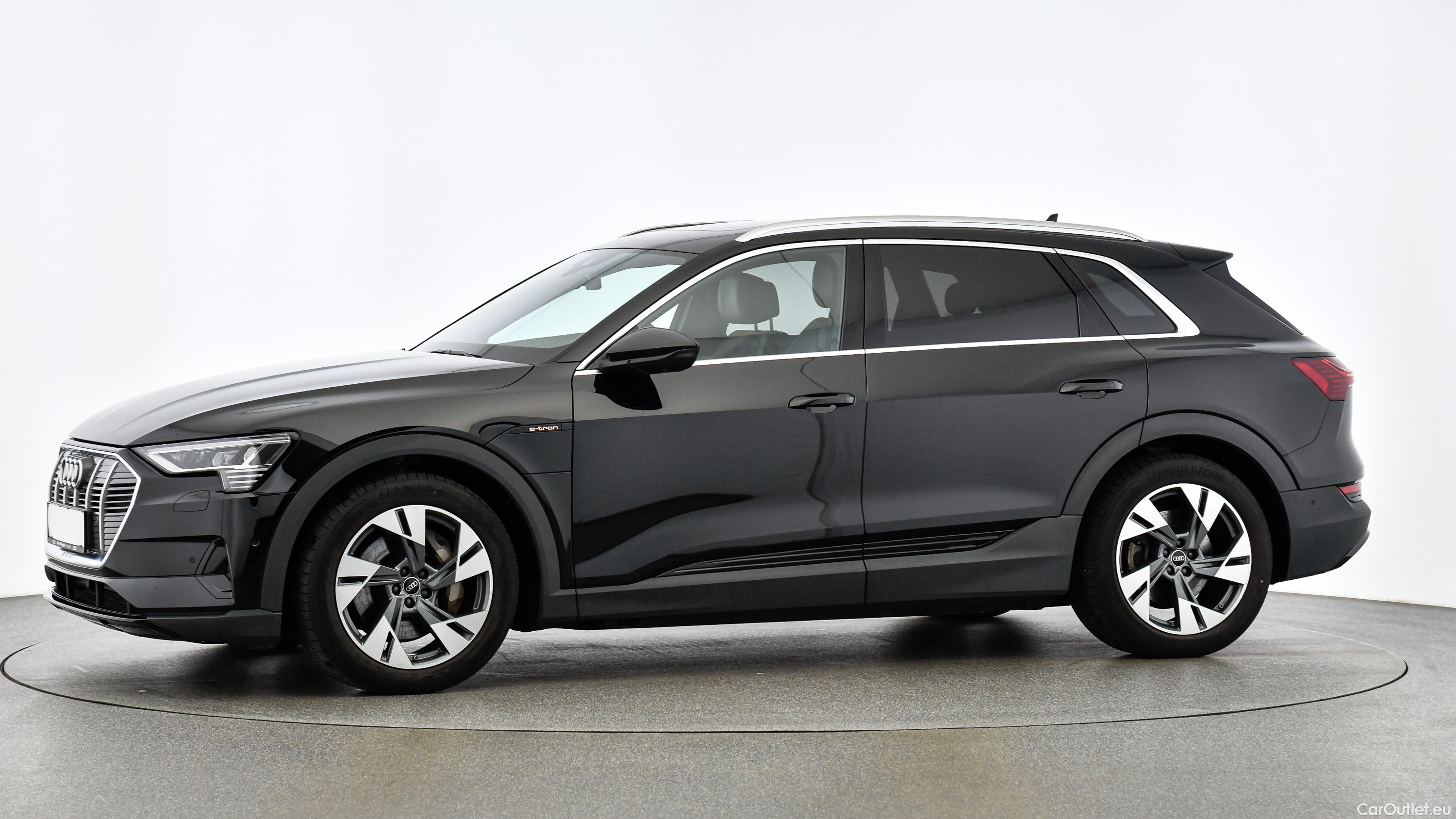 Audi  E-TRON 55 quattro 95kWh Automatic Electric  25 #3