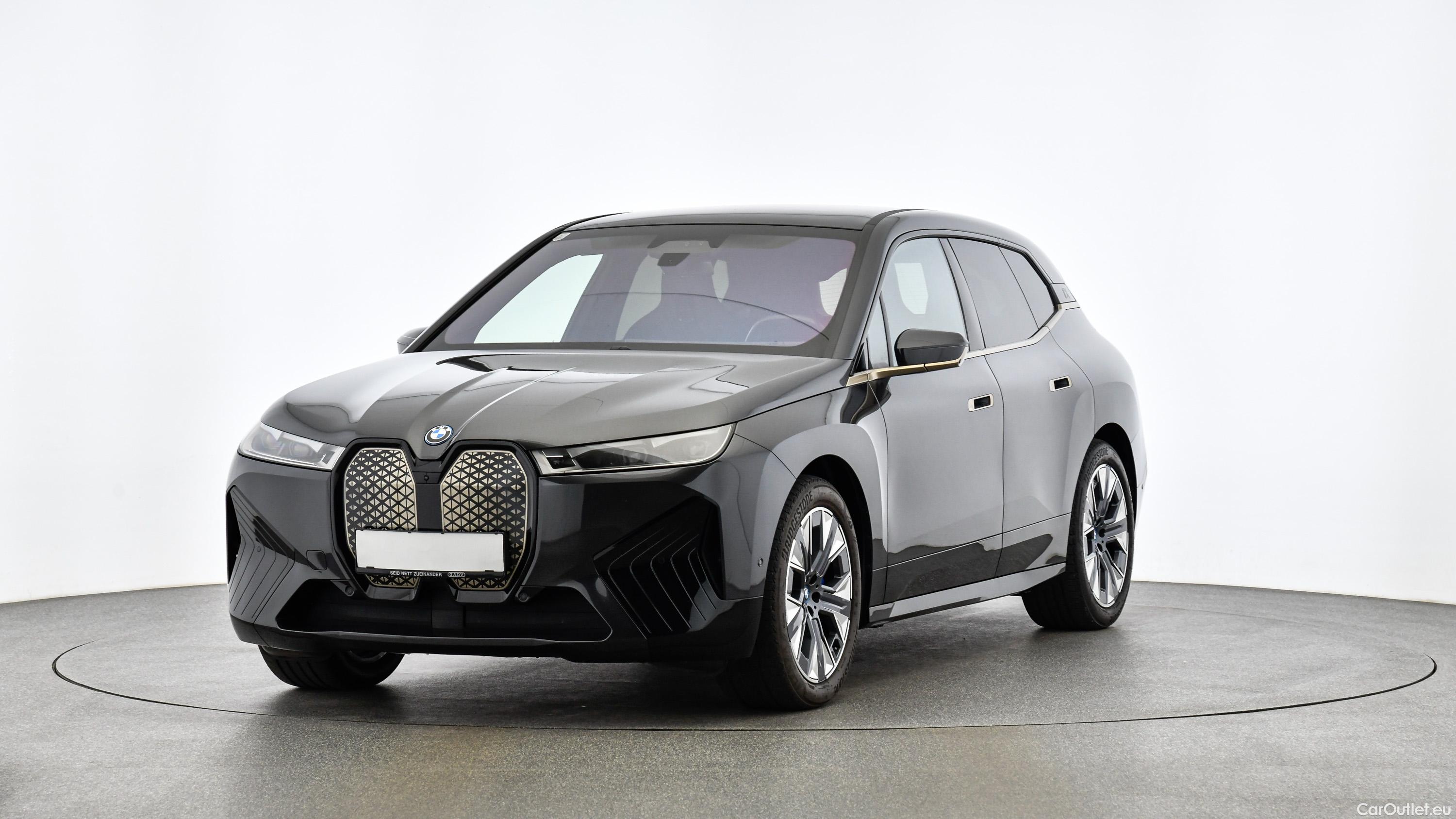 Bmw  iX xDrive40 71kWh (I20) Sportpaket Automatic Electric  4 #1