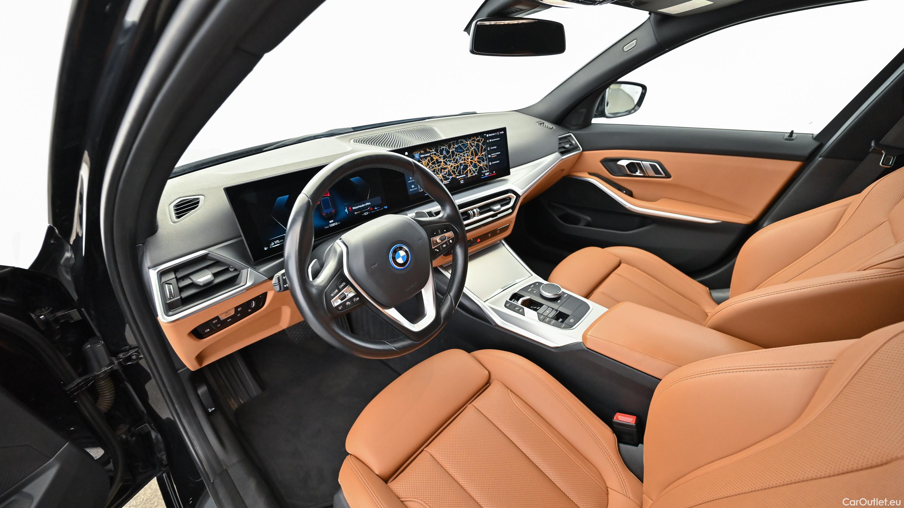 Bmw  Serie 3 PHEV Touring Aut. (G21) - Automatic Petrol/Electric  22 #27