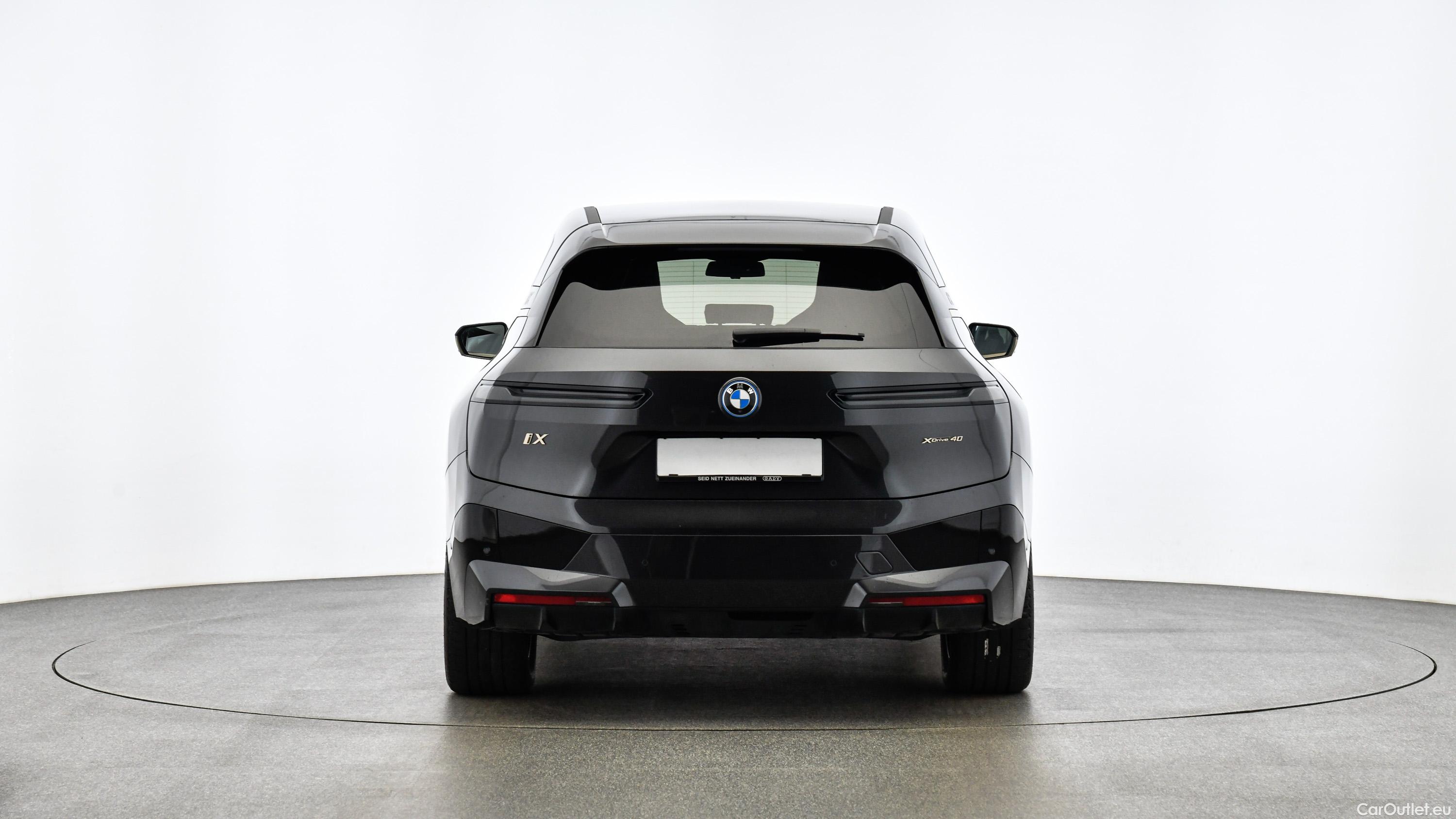 Bmw  iX xDrive40 71kWh (I20) Sportpaket Automatic Electric  4 #8