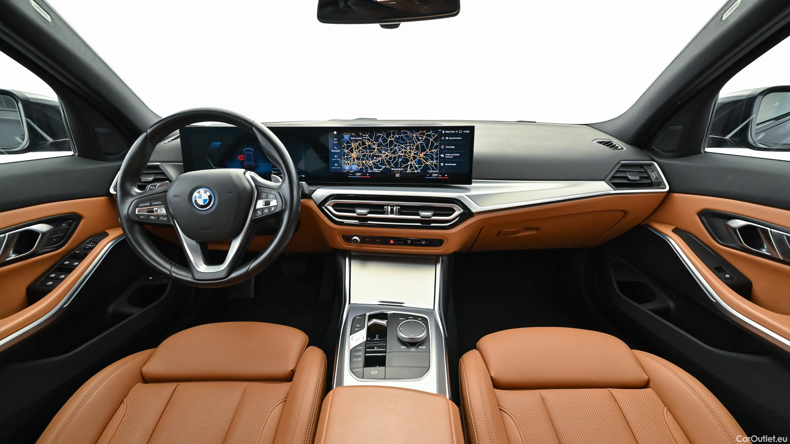 Bmw  Serie 3 PHEV Touring Aut. (G21) - Automatic Petrol/Electric  22 #20