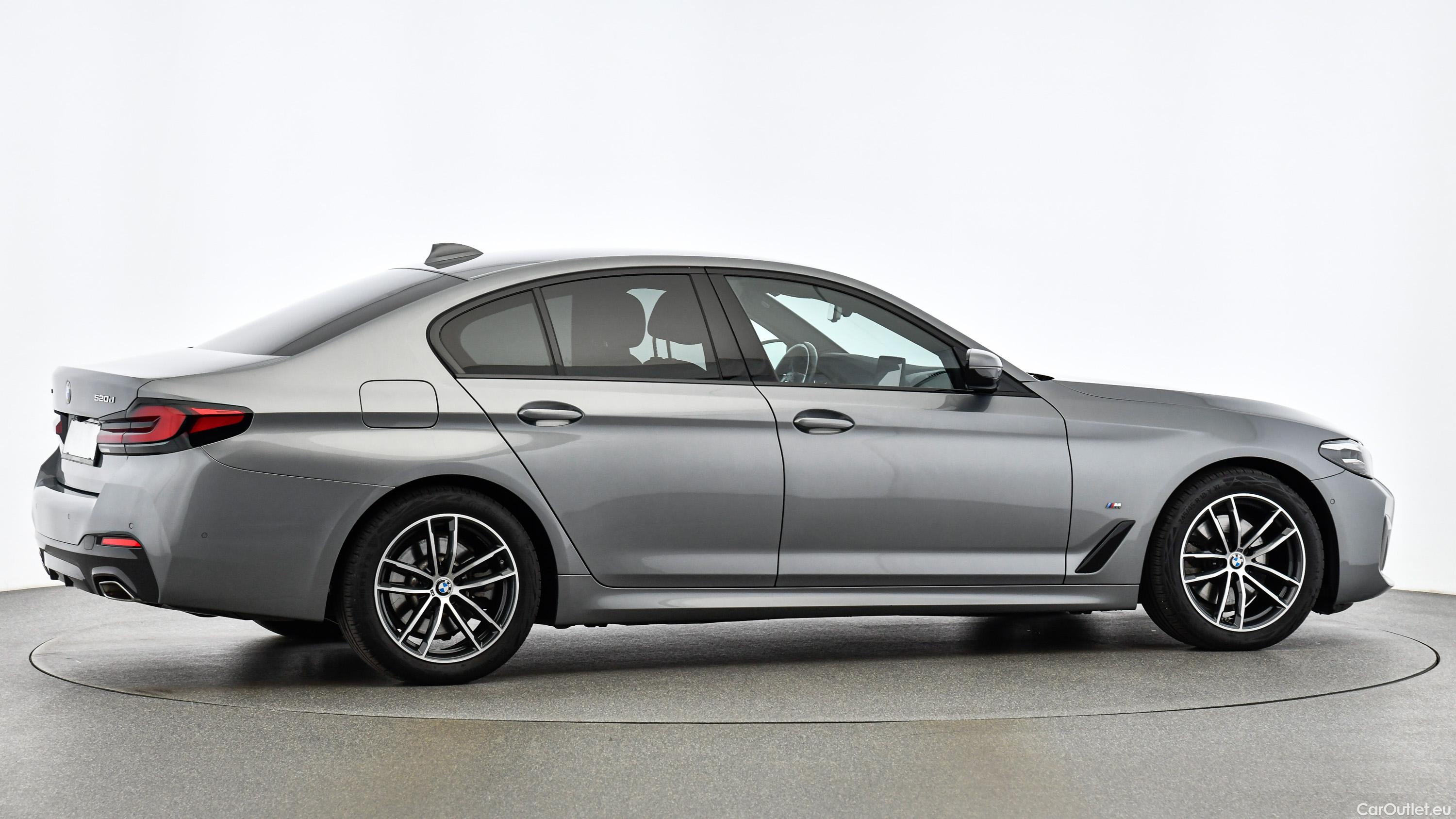 Bmw  Serie 5 xDrive 48 V Aut. (G30) M Sportpaket Automatic Diesel  24 #11