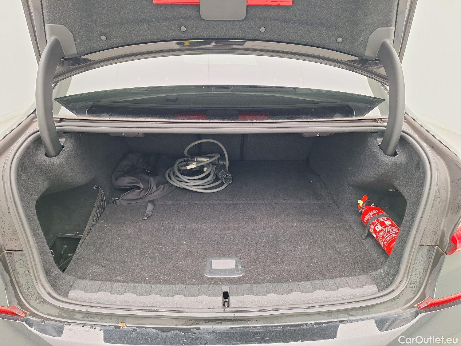 Bmw  Serie 3 BMW, 3-serie '18 PHEV, BMW 3 Reeks Berline 320e (150 kW) 4d #1