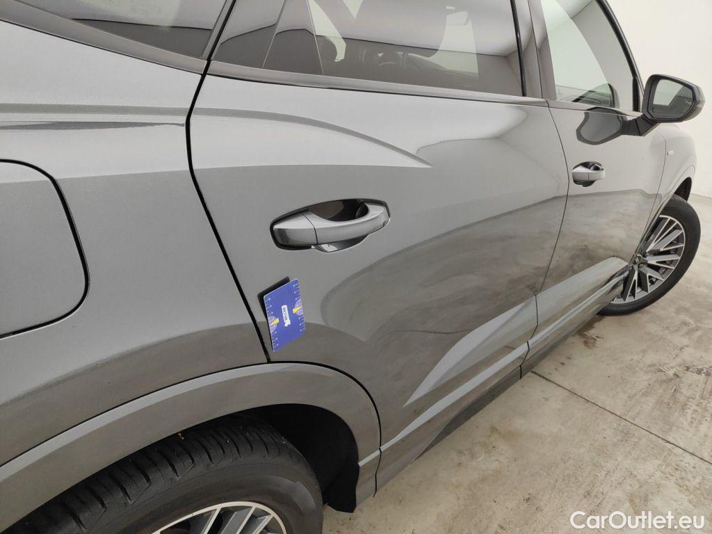 Audi  Q3 Audi  Sportback 35 TDI S tronic Quattro S Line 5d #21