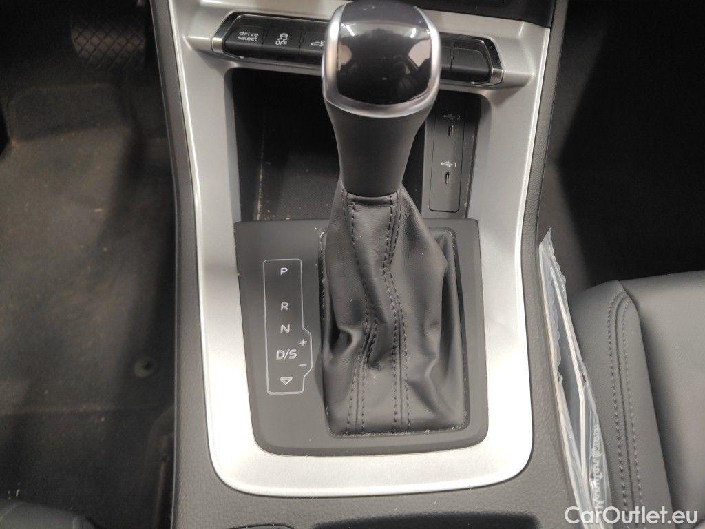 Audi  Q3 Audi  Sportback 45 TFSI e S tronic 5d #31