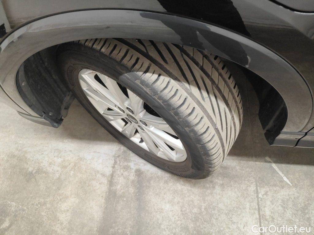 Audi  Q3 Audi  Sportback 45 TFSI e S tronic 5d #16