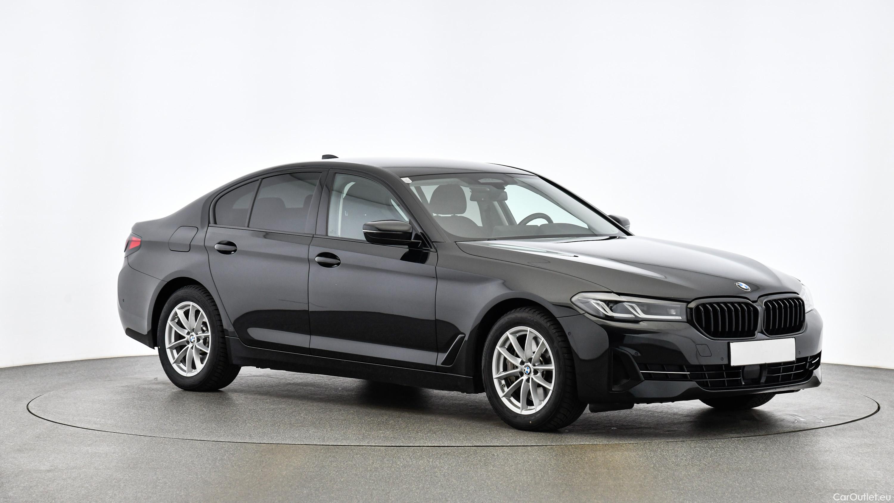 Bmw  Serie 5 xDrive 48 V Aut. (G30) - Automatic Diesel  31 #14