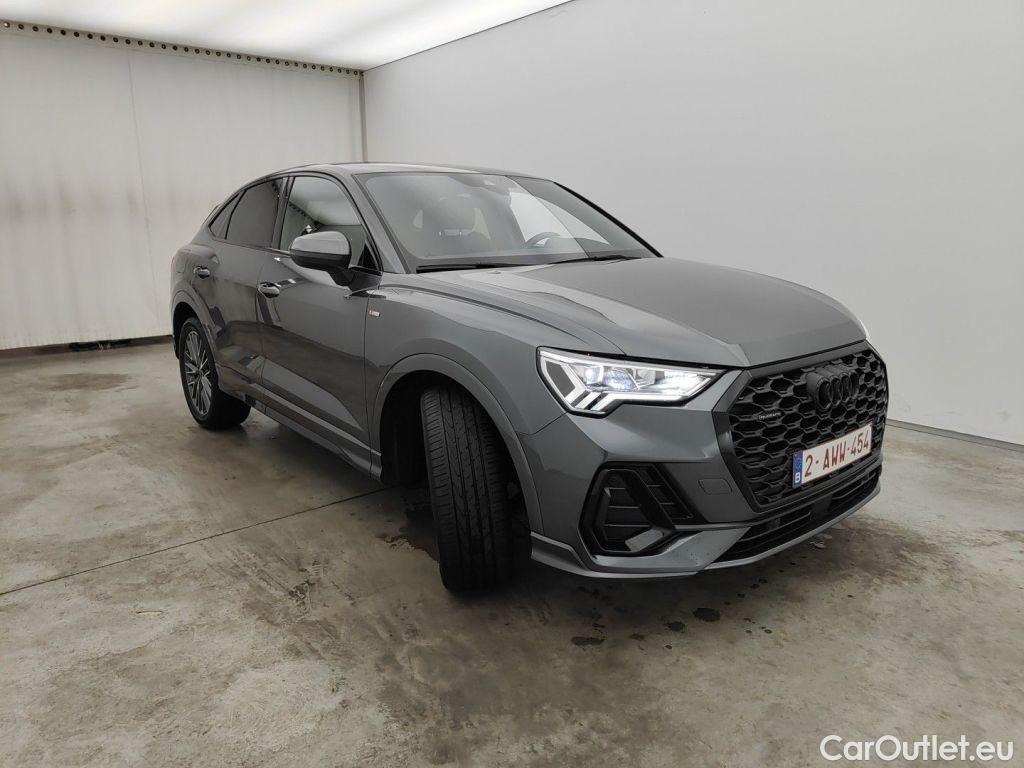 Audi  Q3 Audi  Sportback 35 TDI S tronic Quattro S Line 5d #8